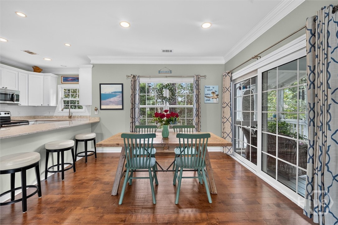 Photo 4 of Single family home for sale at 1019 Laurel Ave, Tybee Island, GA 31328 | MLS# SA366179 | Listing updated on 2026-10-09