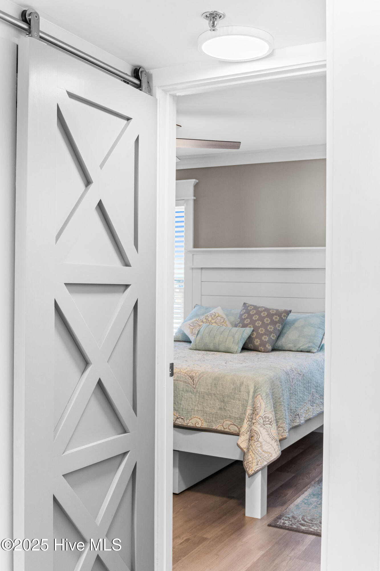 100546206 | Photo 14