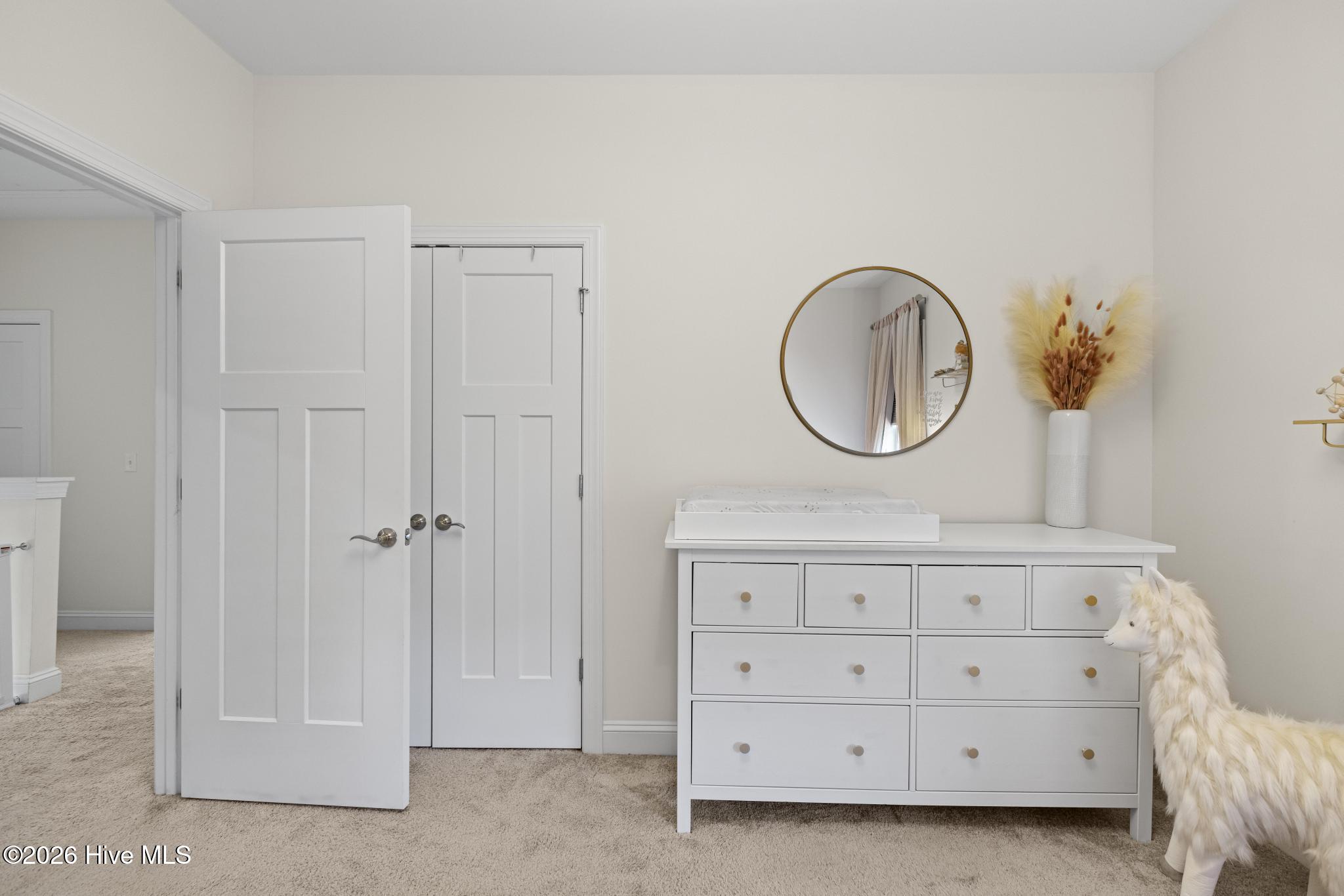 100549977 | Photo 24