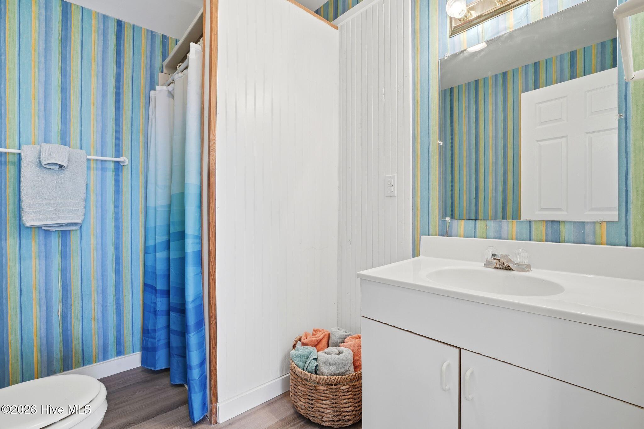 100553931 | Photo 11