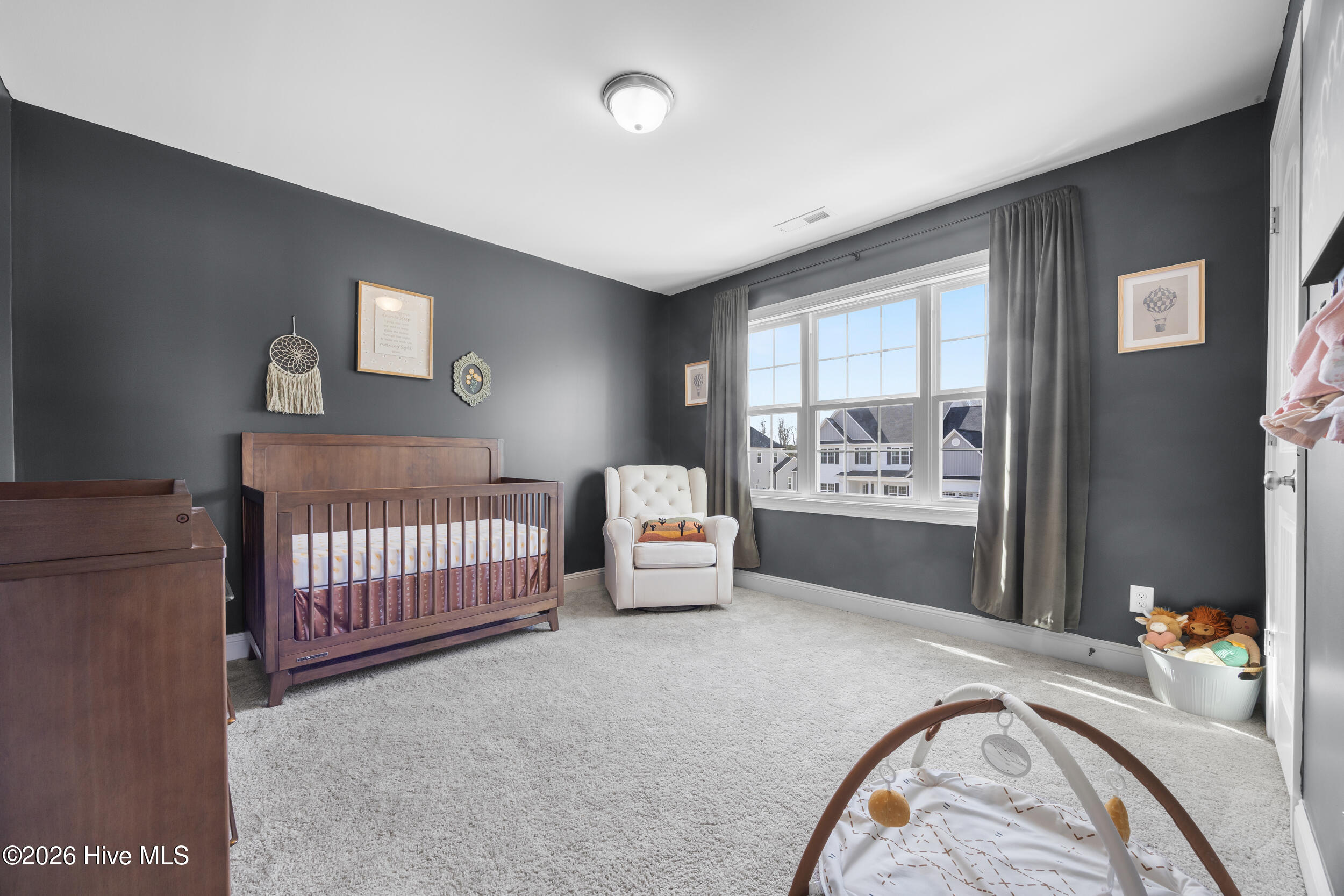 100559002 | Photo 37