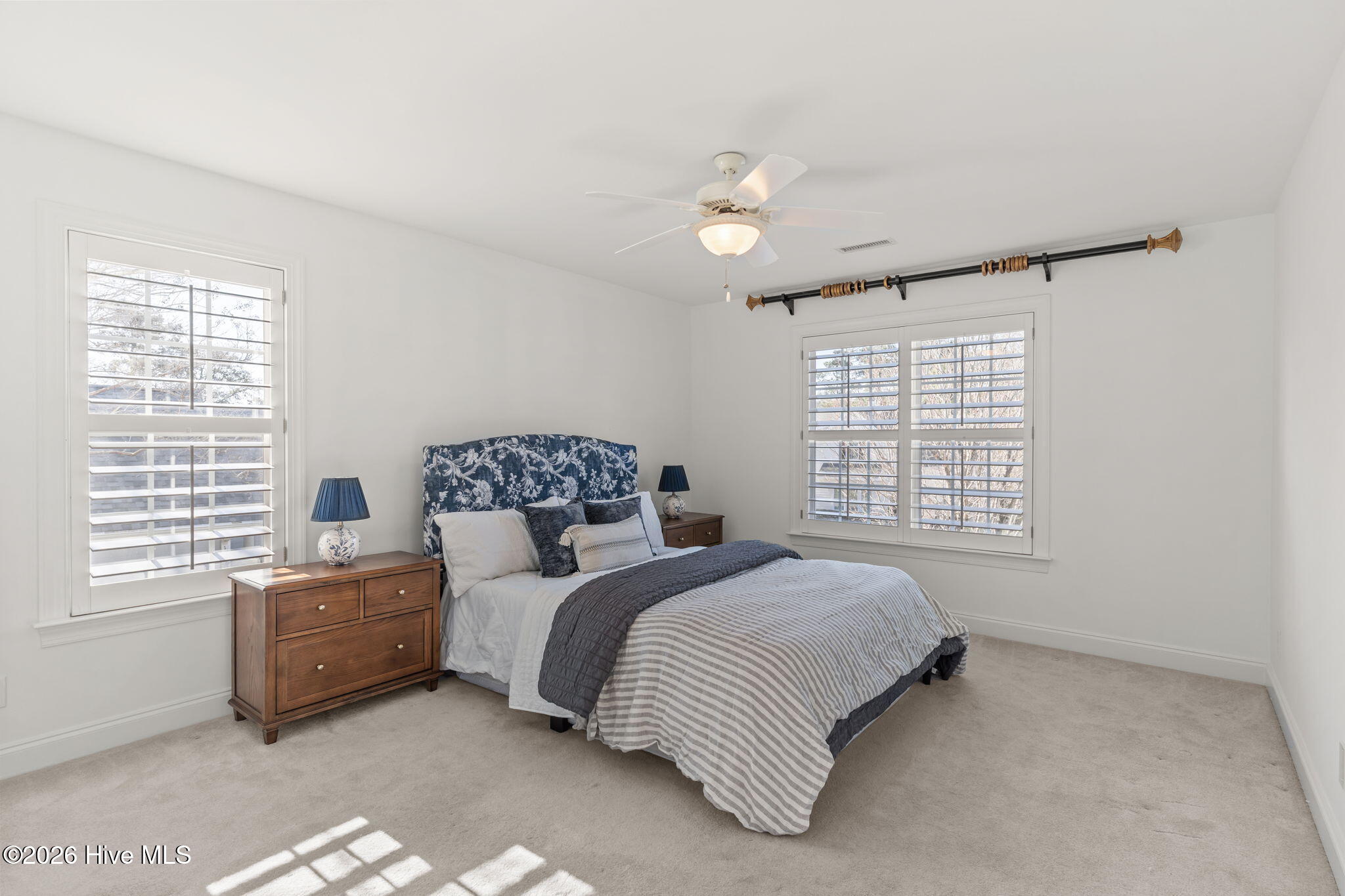 100561697 | Photo 27