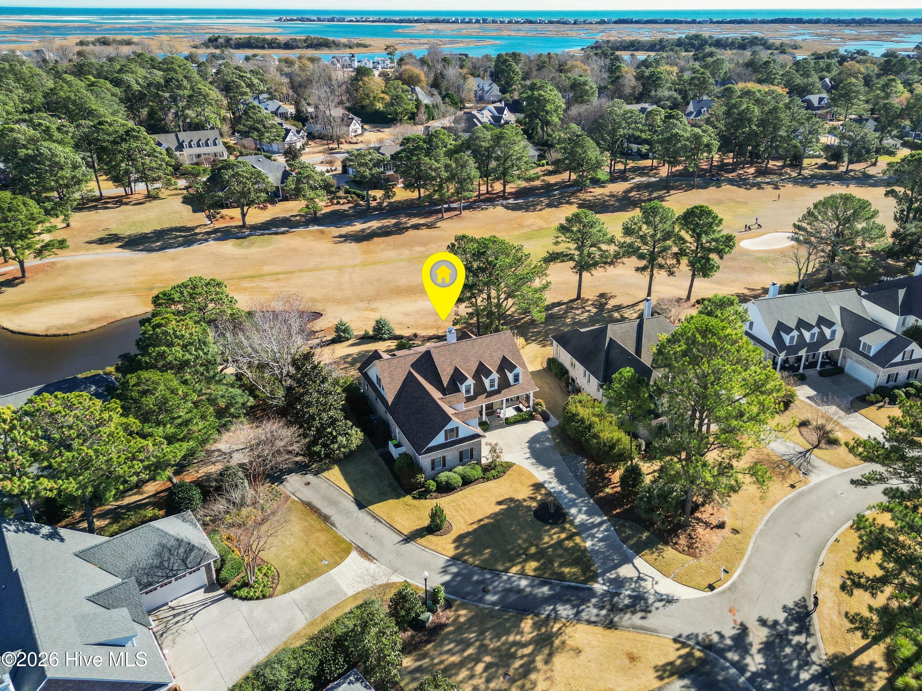 100548933 | Photo 69