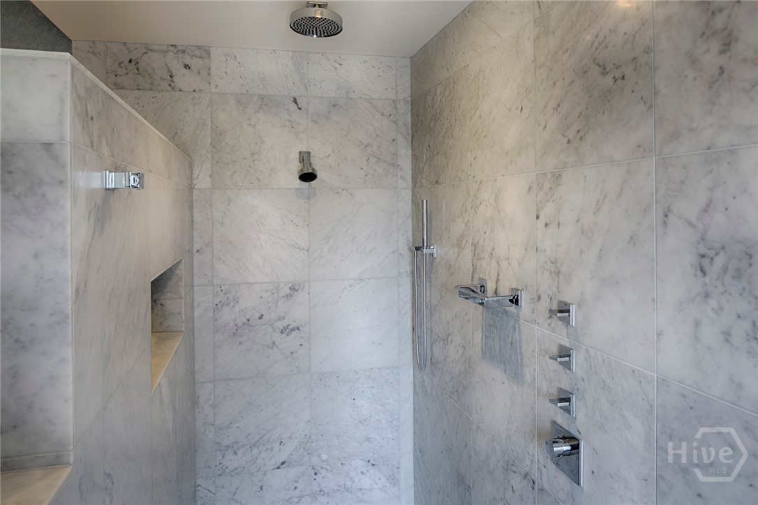 232 E Broughton Street, Savannah, GA, 31401