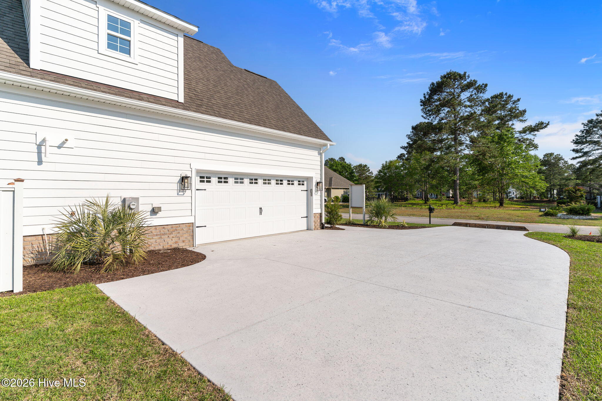 100554681 | Photo 44