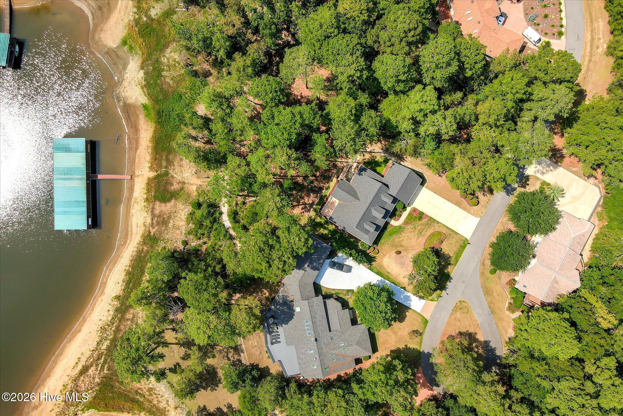 Photo 5 of Single family home for sale at 315 Kingfisher Point, Mc Cormick, SC 29835 | MLS# 100601665 | Listing updated on 2026-09-05