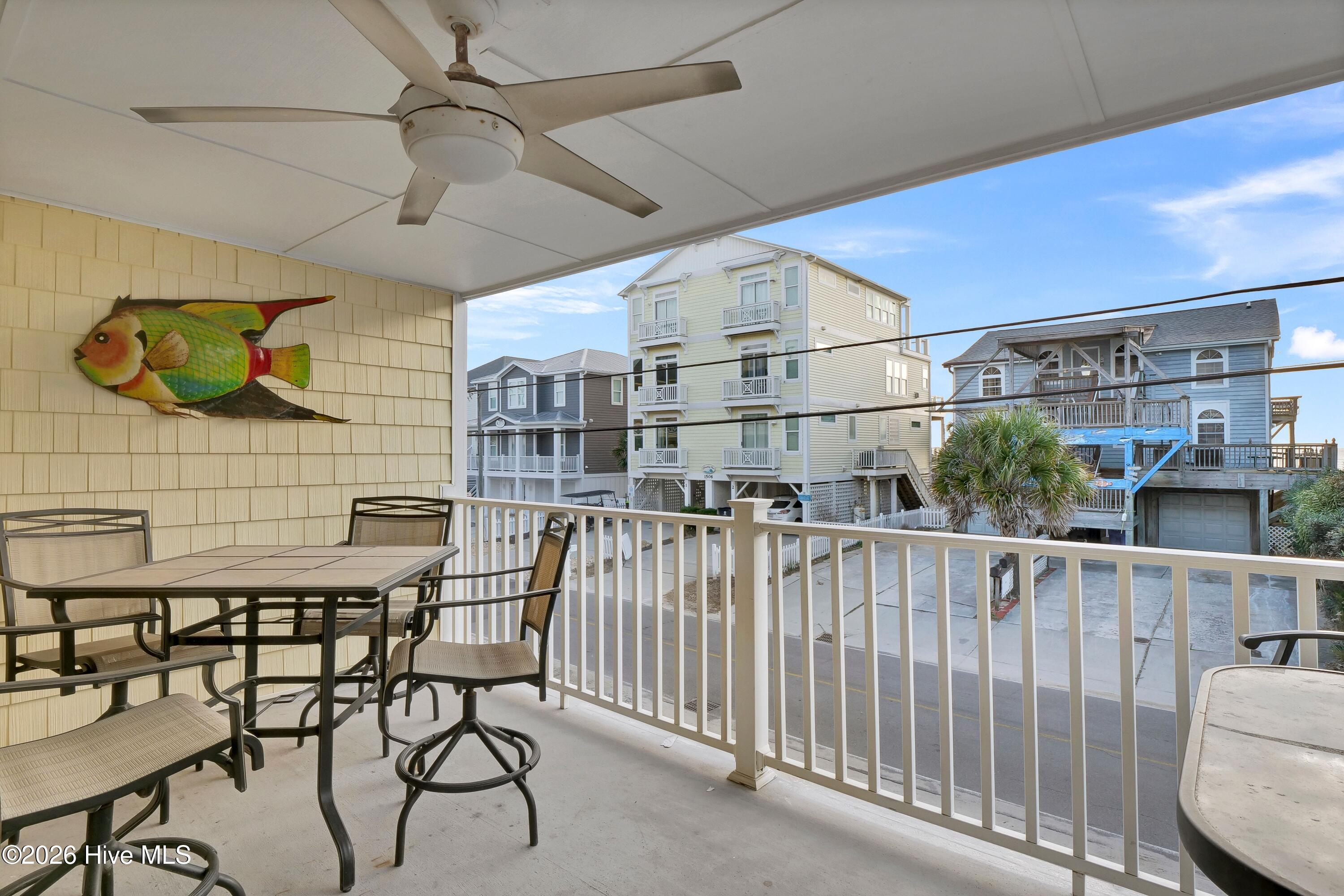 100549670 | Photo 20