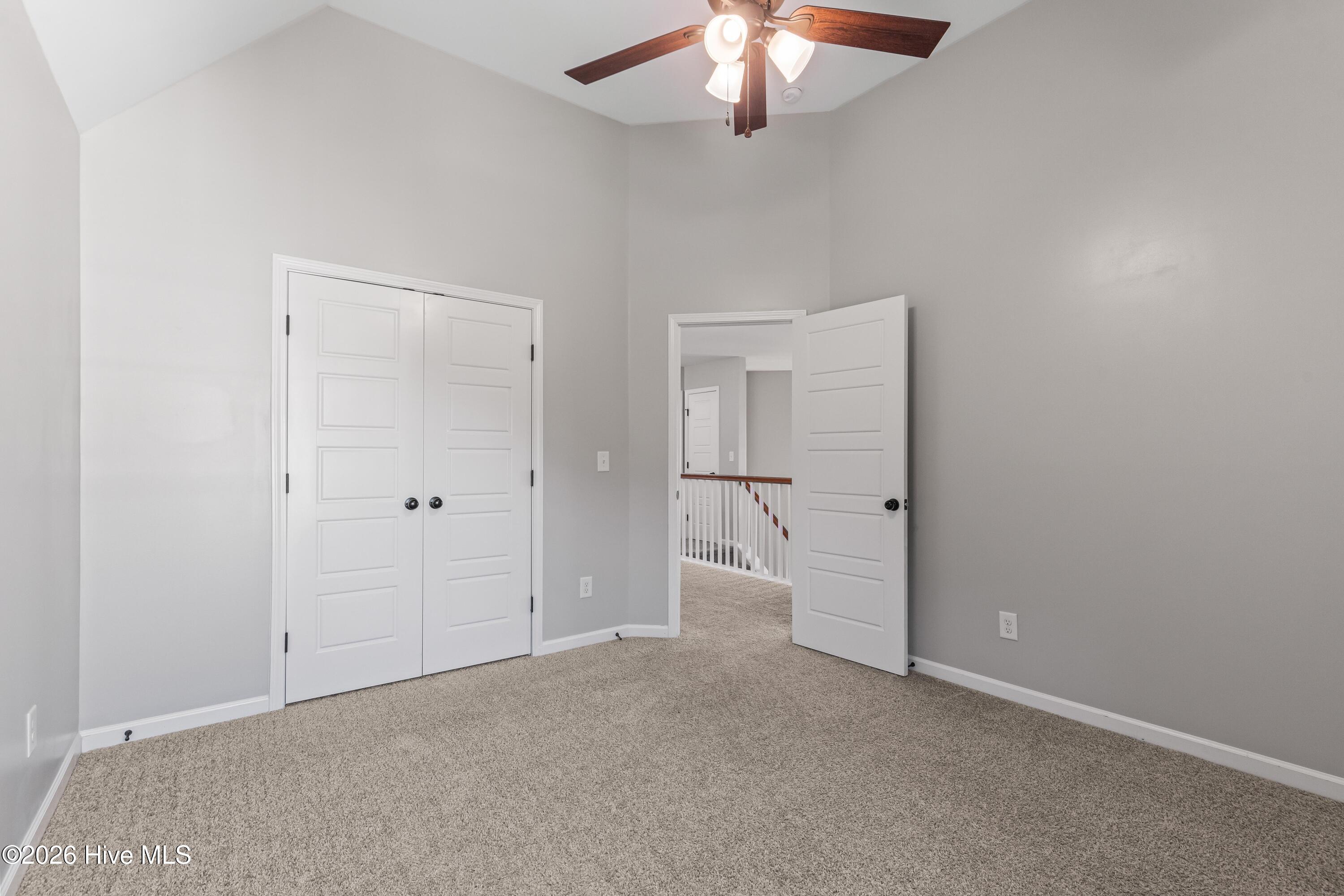 100559199 | Photo 46