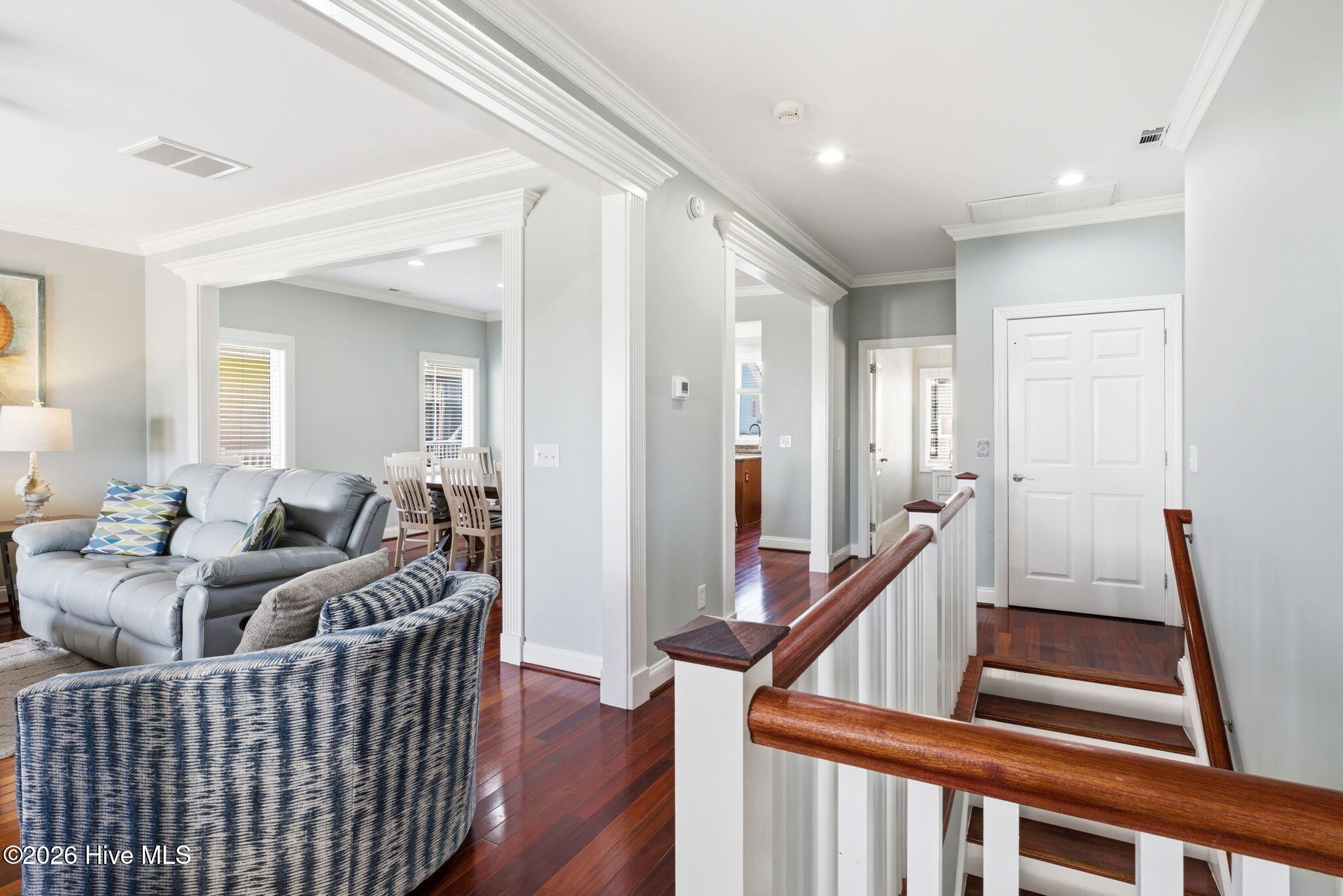 100559880 | Photo 20