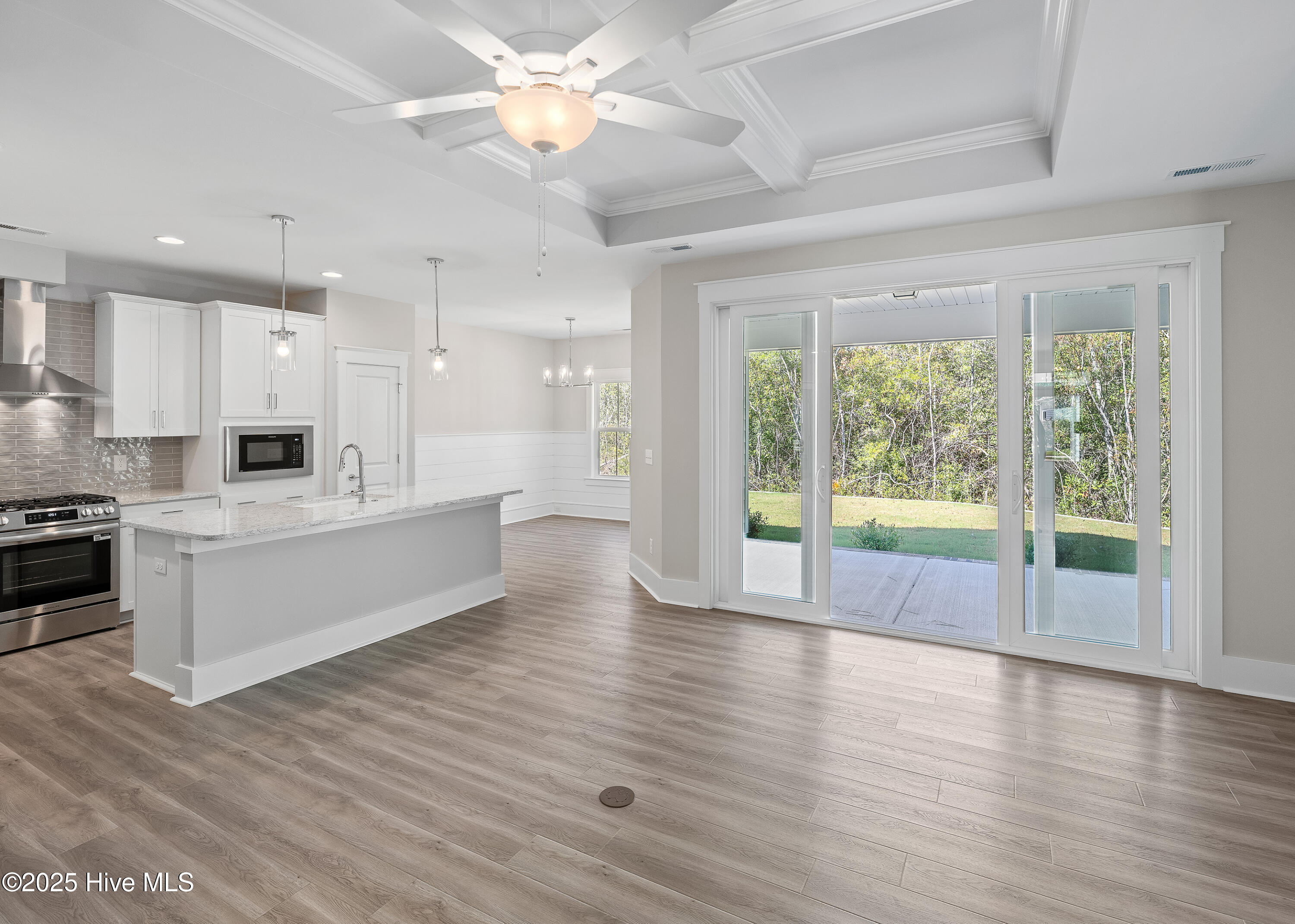 39 Streambed Way, Hampstead, NC 28443 – photo 17: Kitchen/Great Room