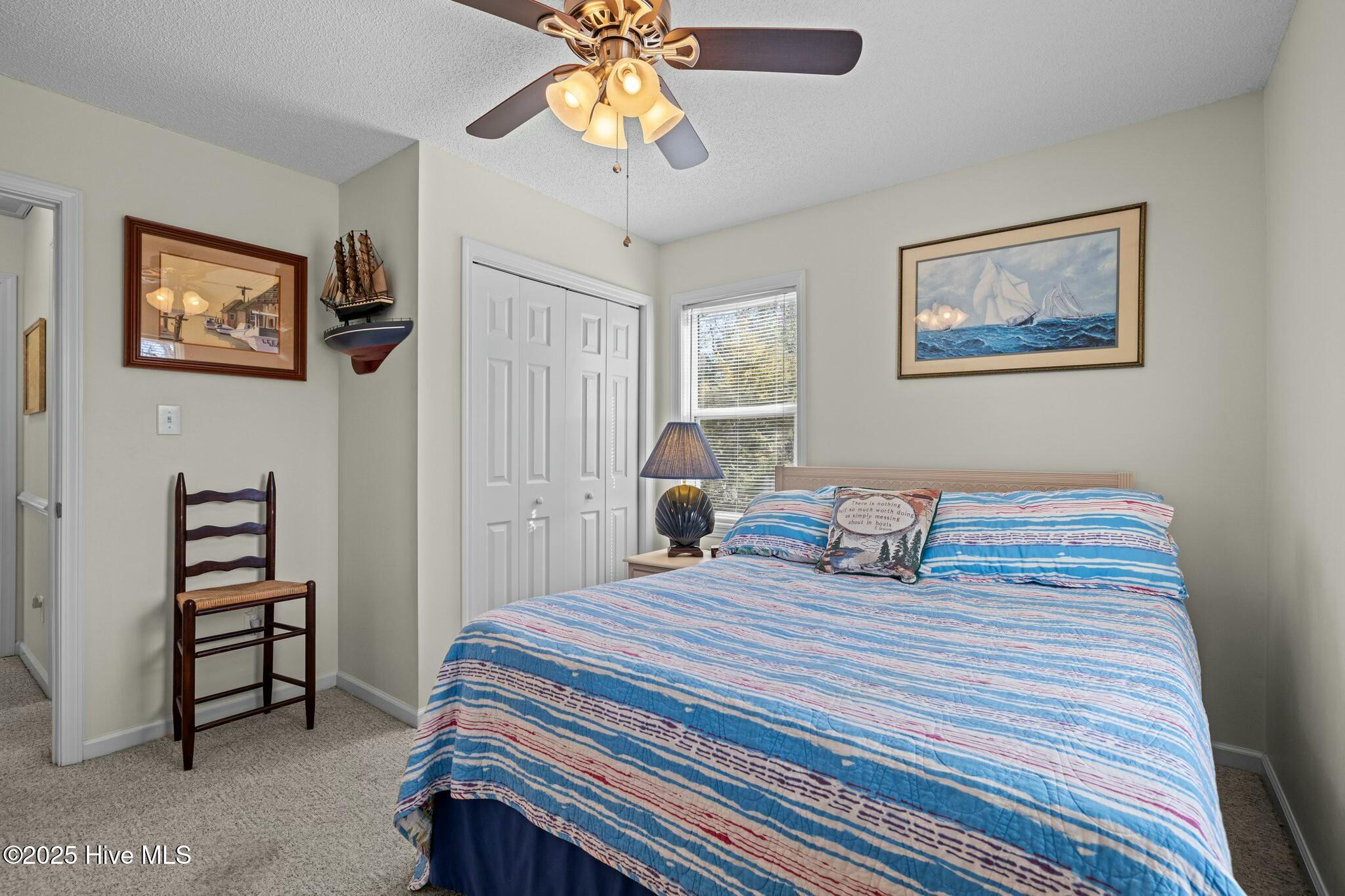 100490035 | Photo 27