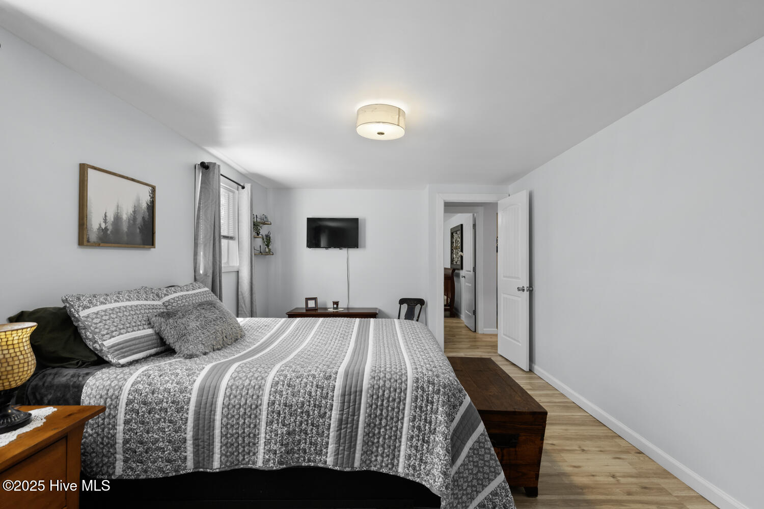 100546877 | Photo 13