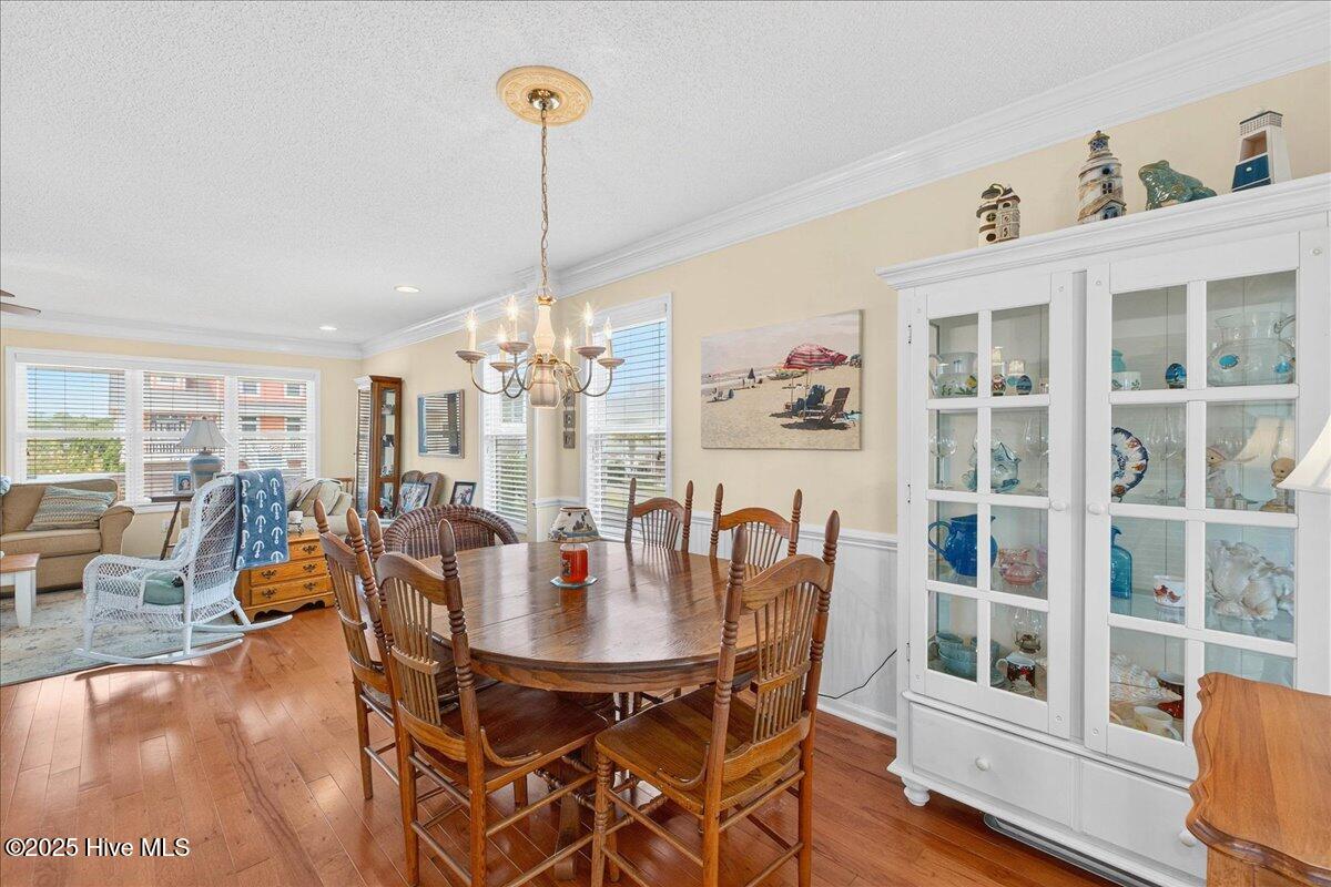 100531606 | Photo 10