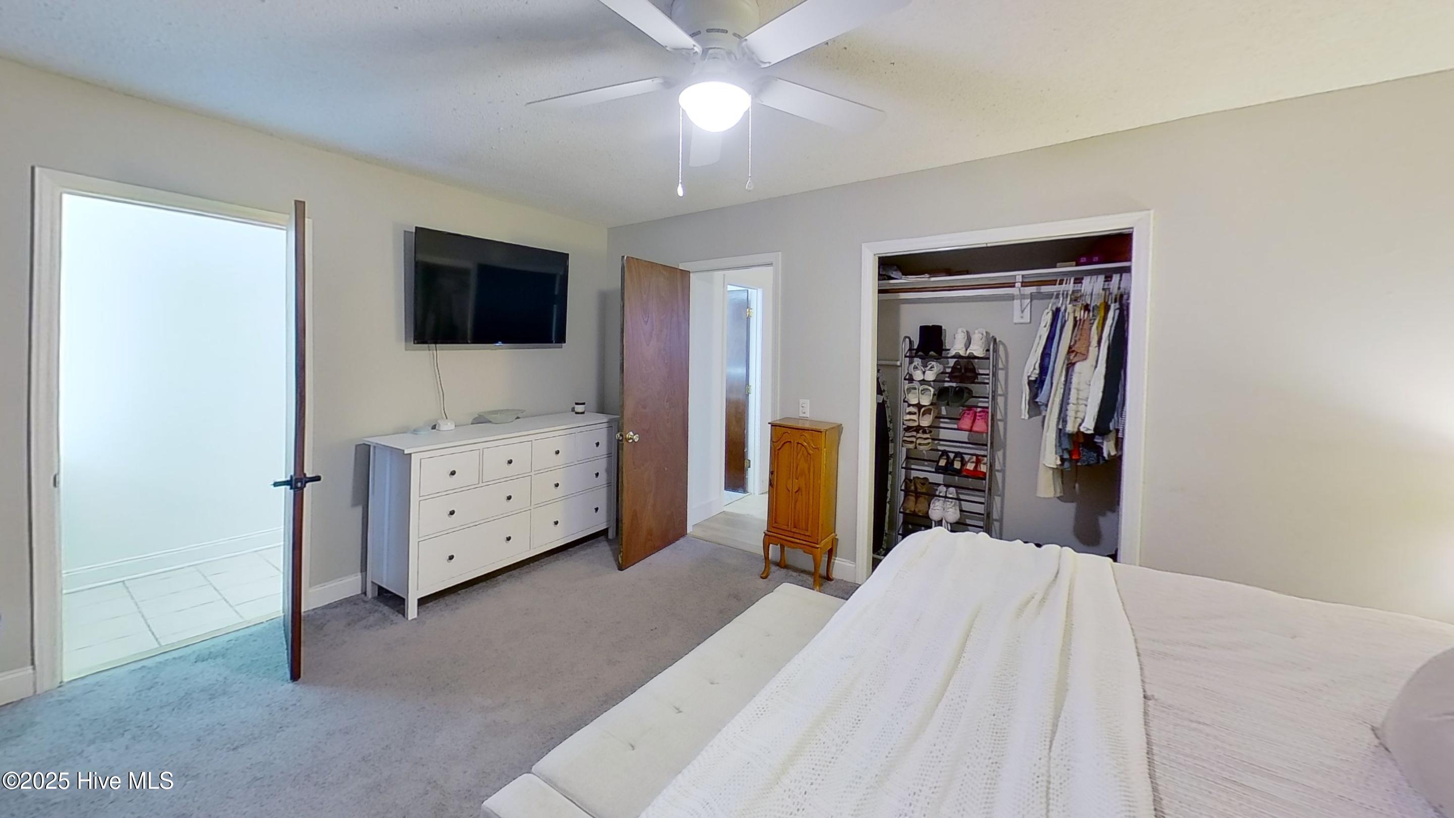 100544095 | Photo 28