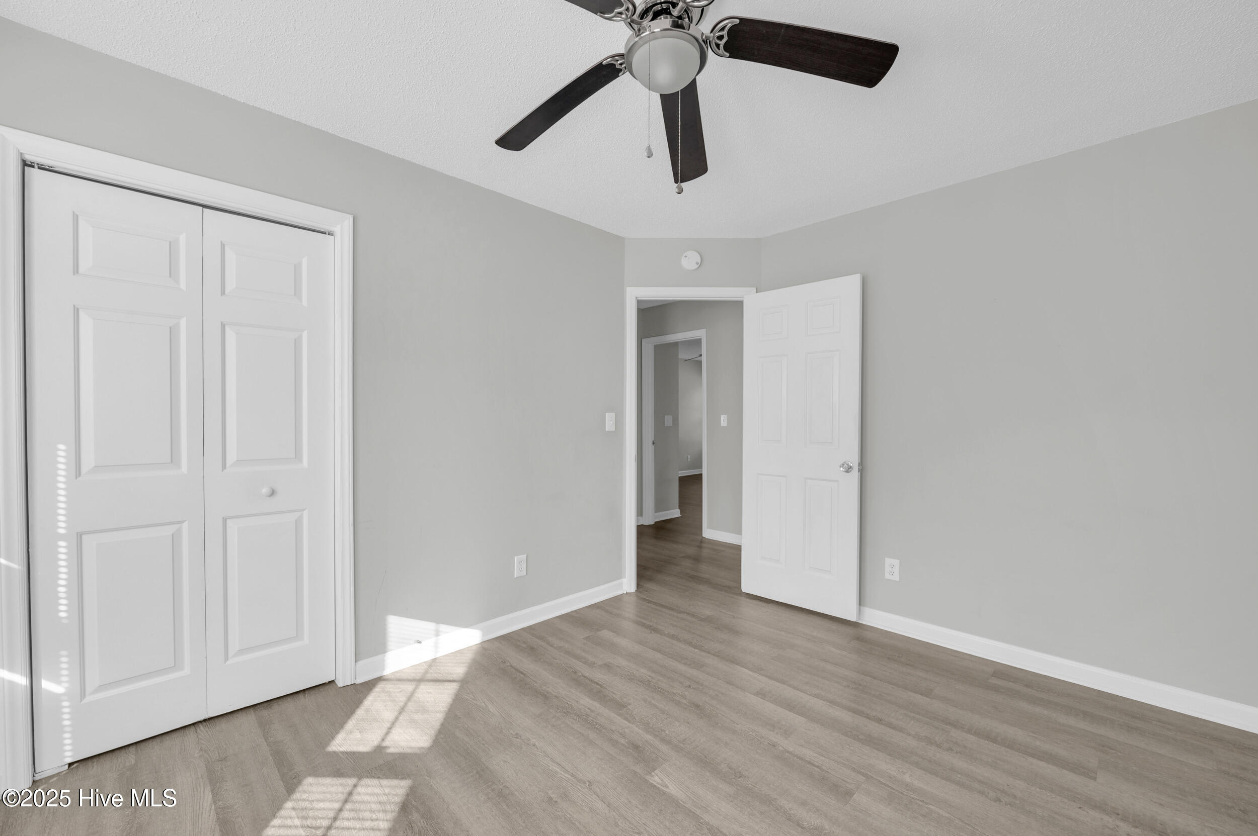 100536946 | Photo 23