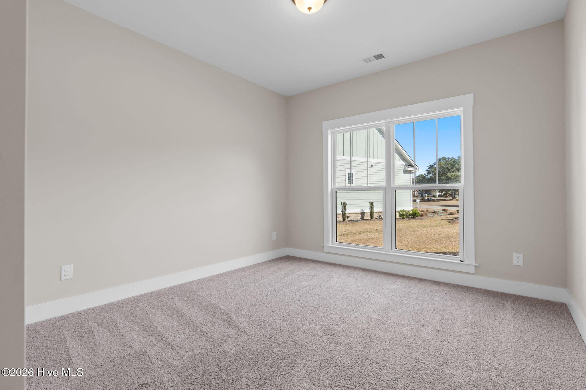 100537581 | Photo 54