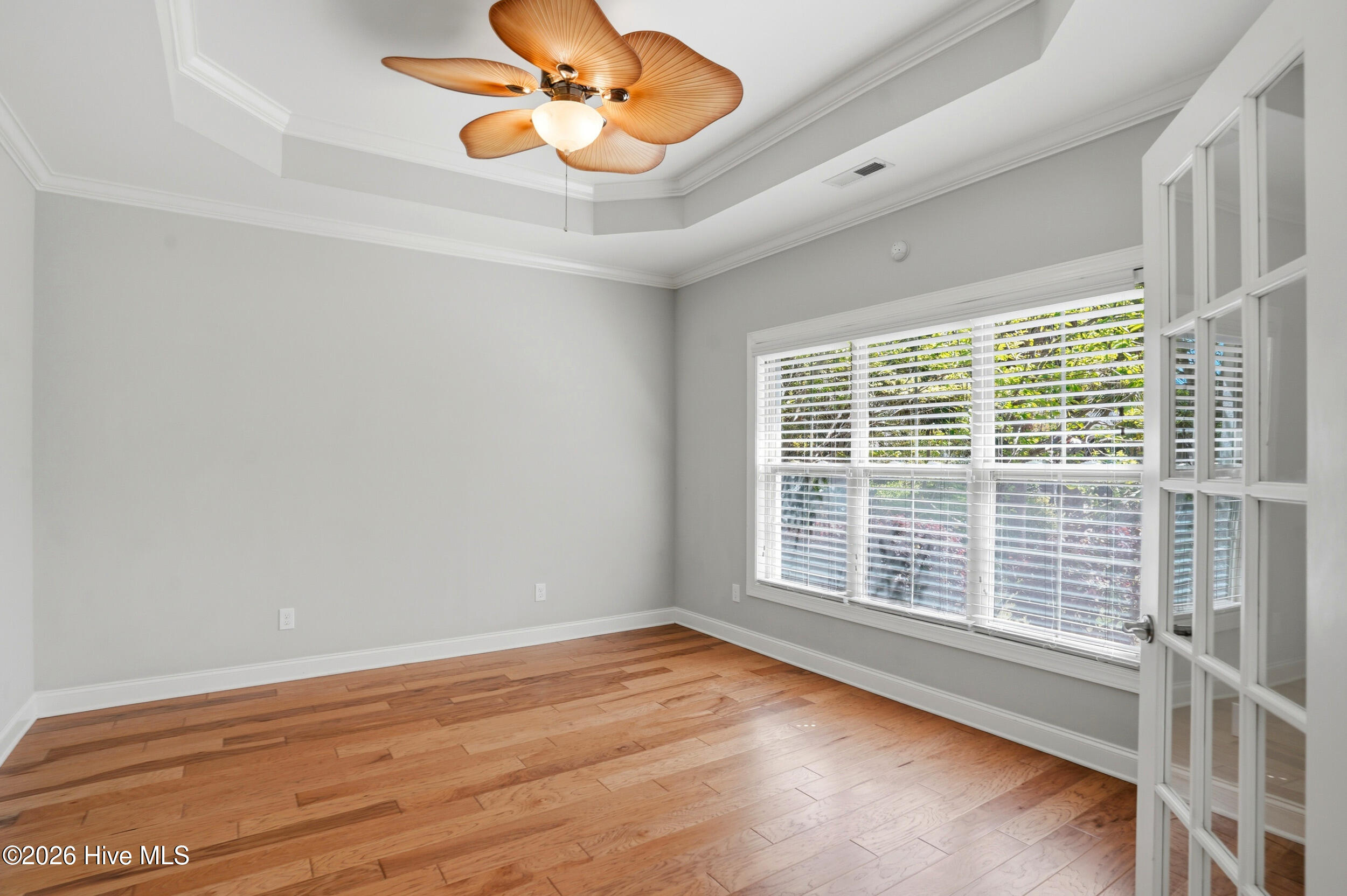 100567048 | Photo 20