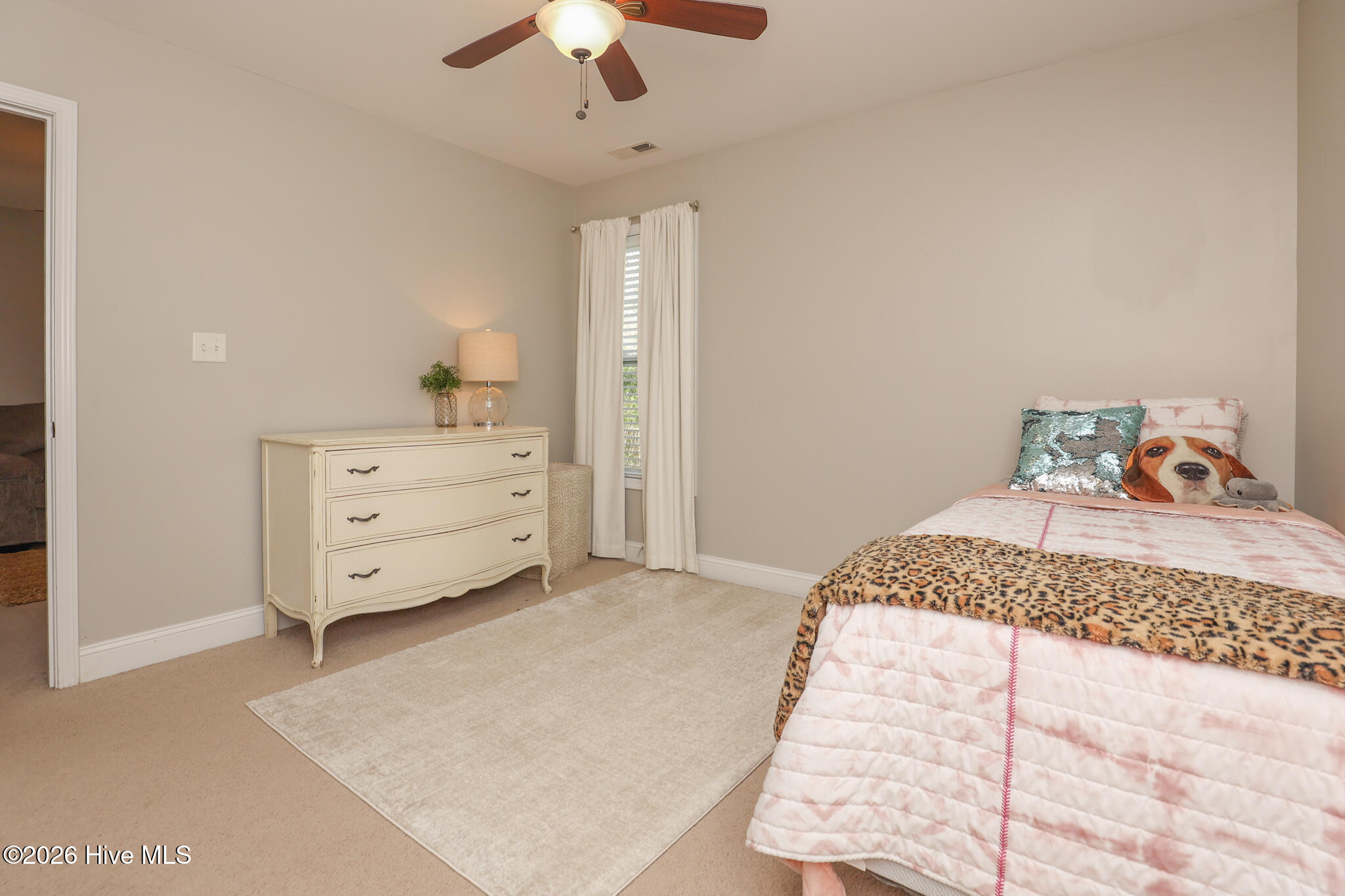 100559390 | Photo 32