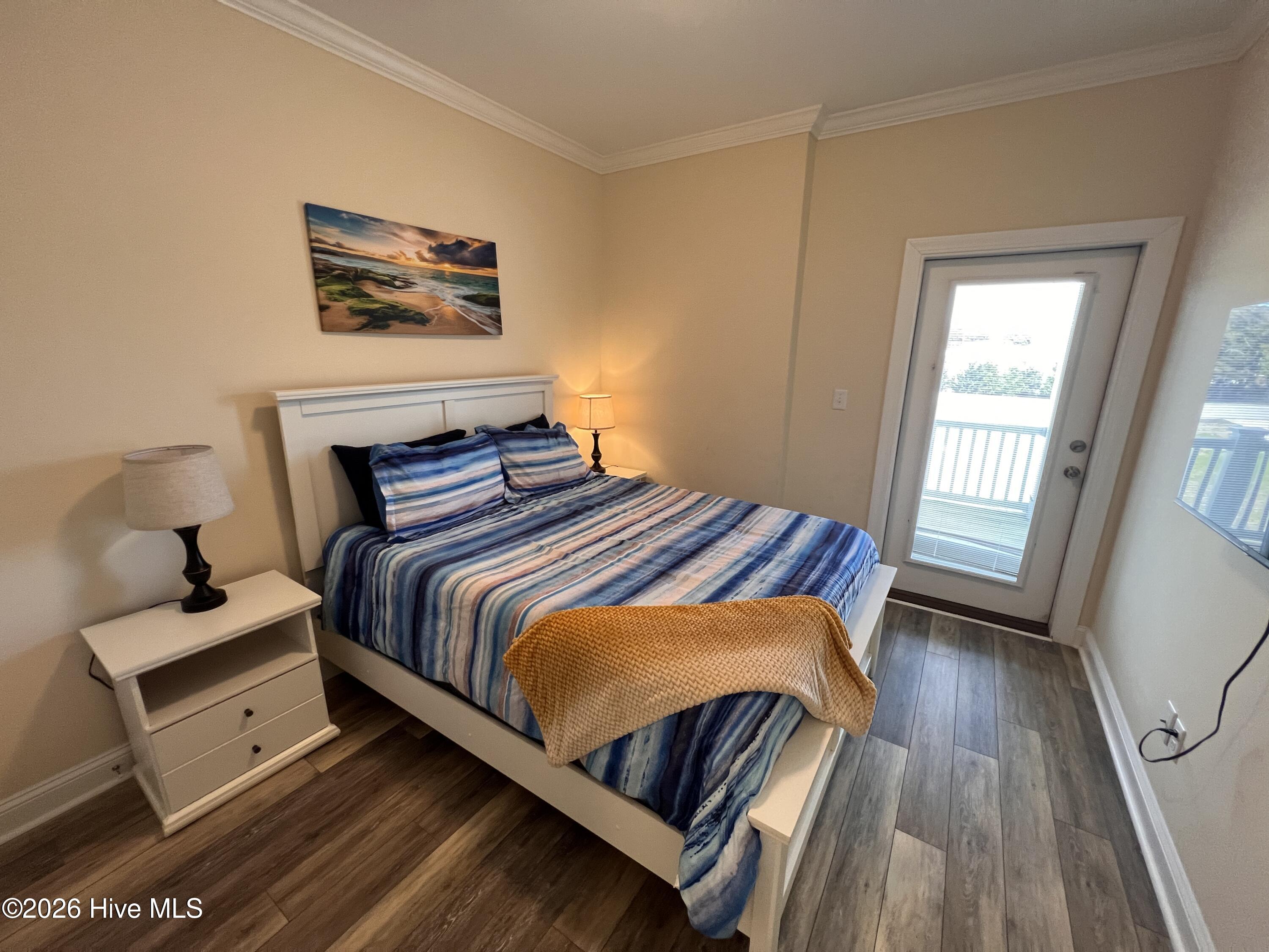 100564995 | Photo 14