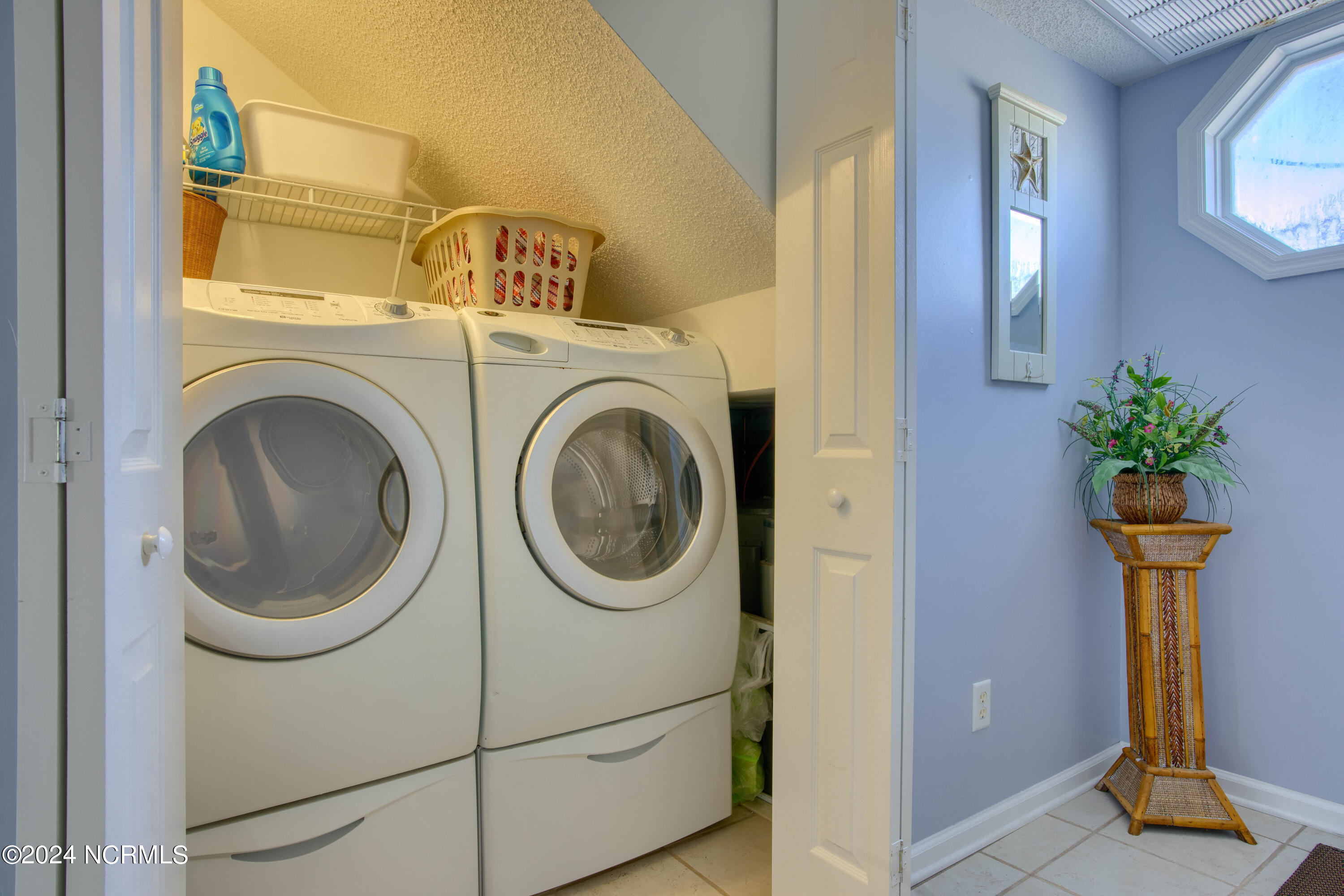 100552498 | Photo 43