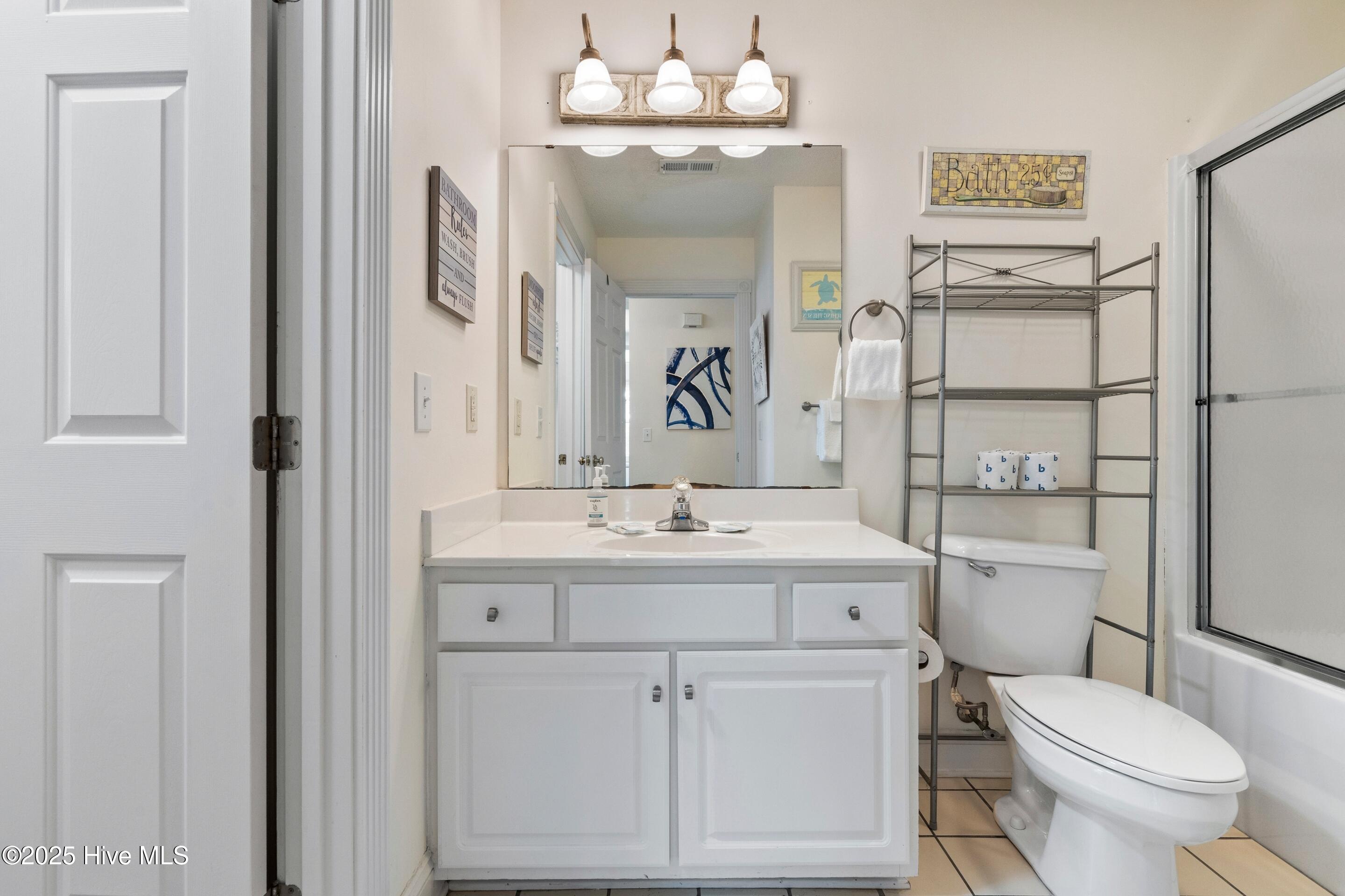 100546998 | Photo 32