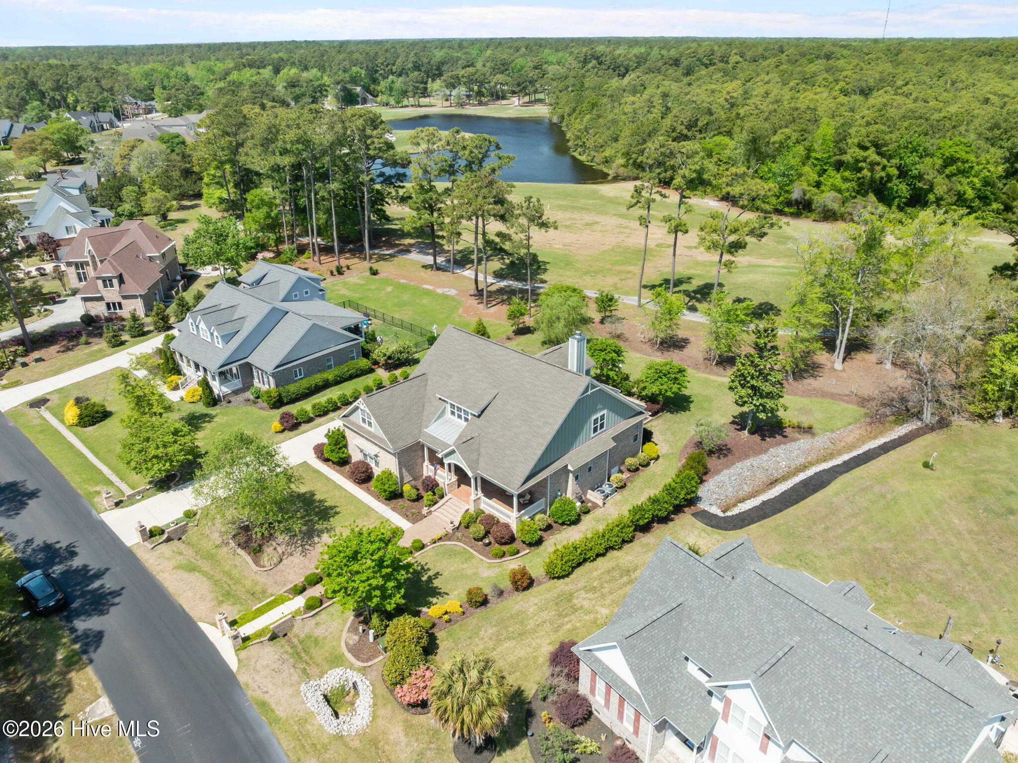 100554318 | Photo 68