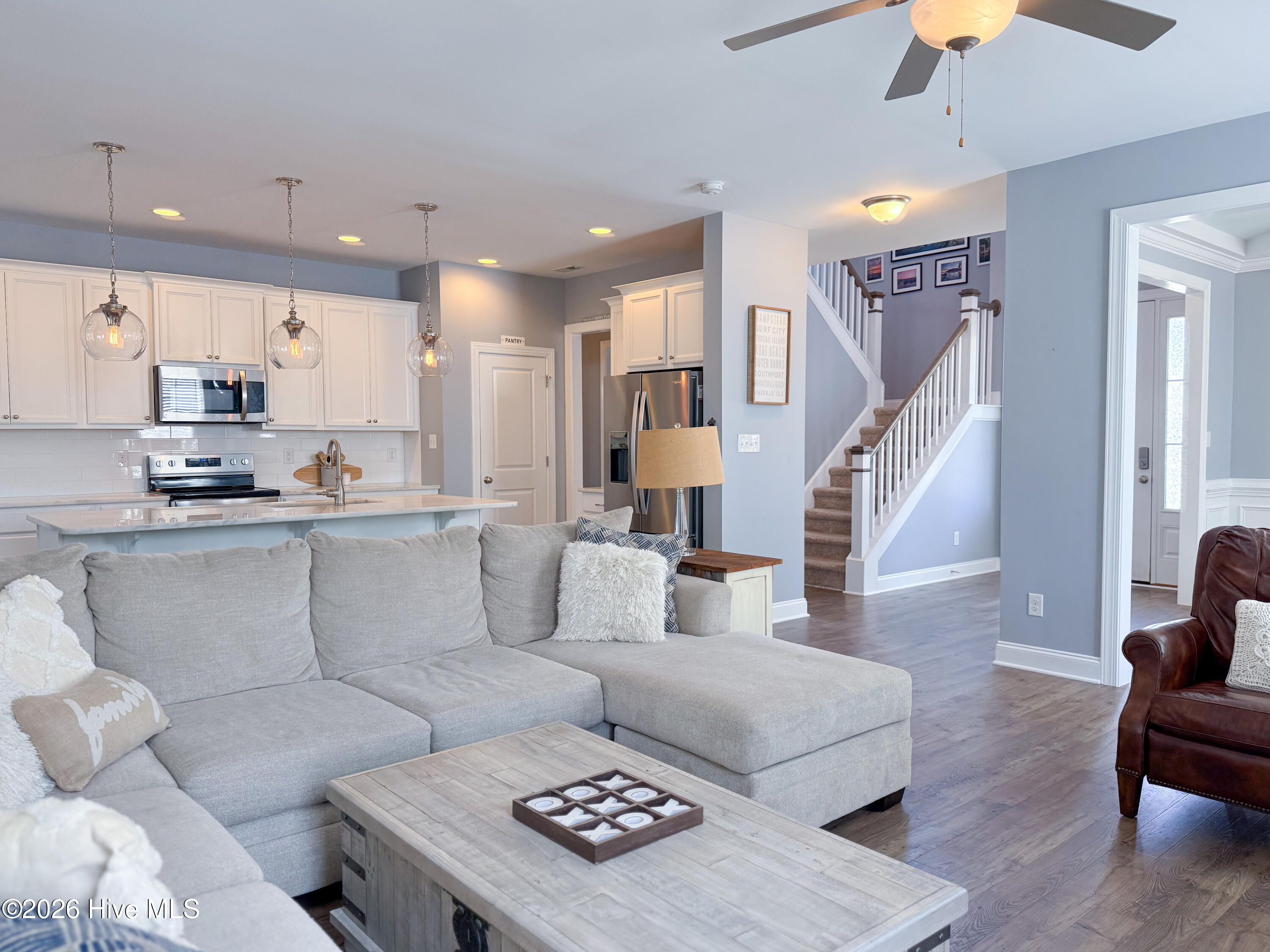 100569259 | Photo 13