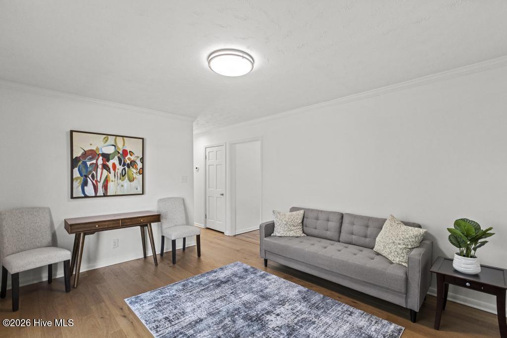 100553306 | Photo 18