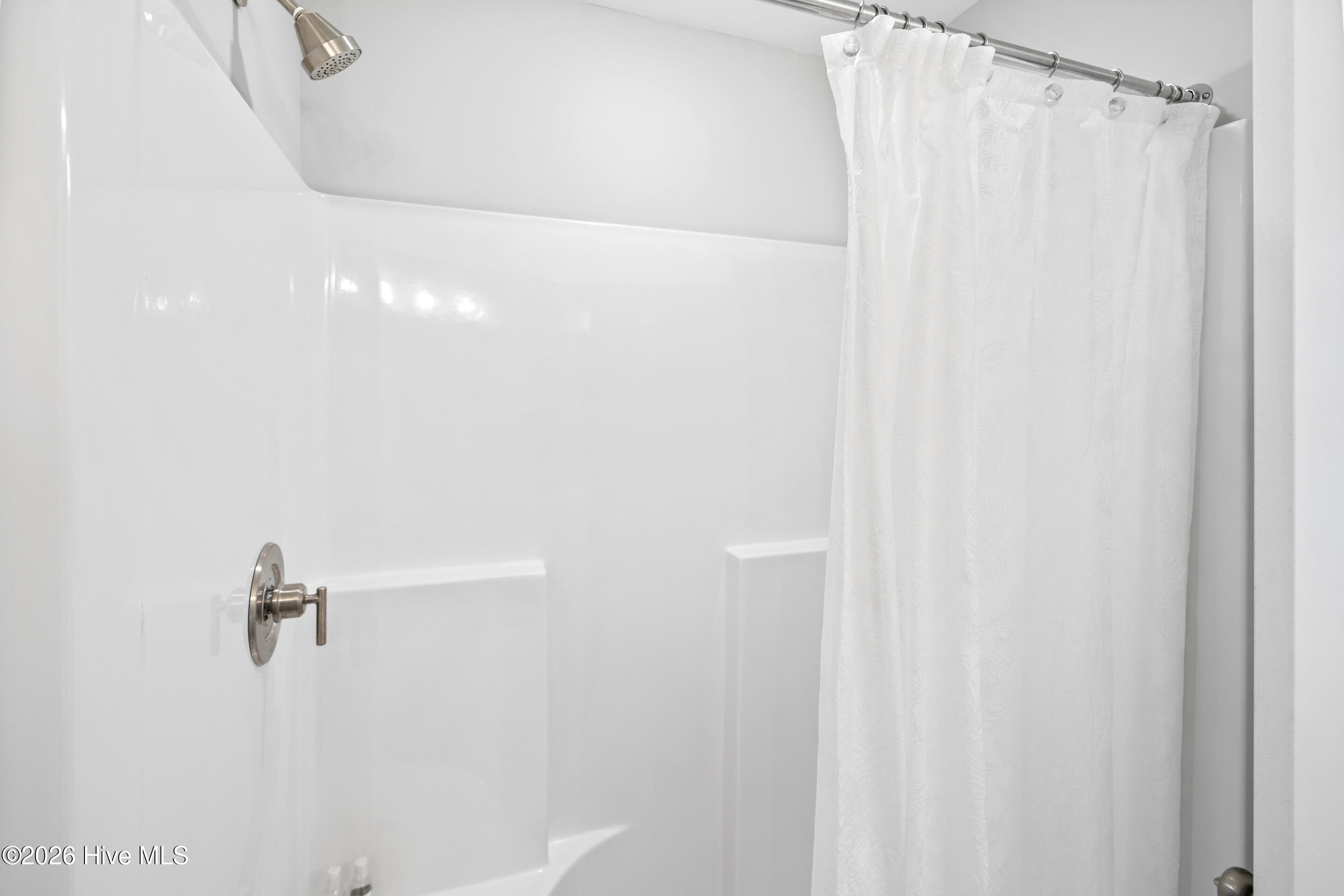 100558991 | Photo 28