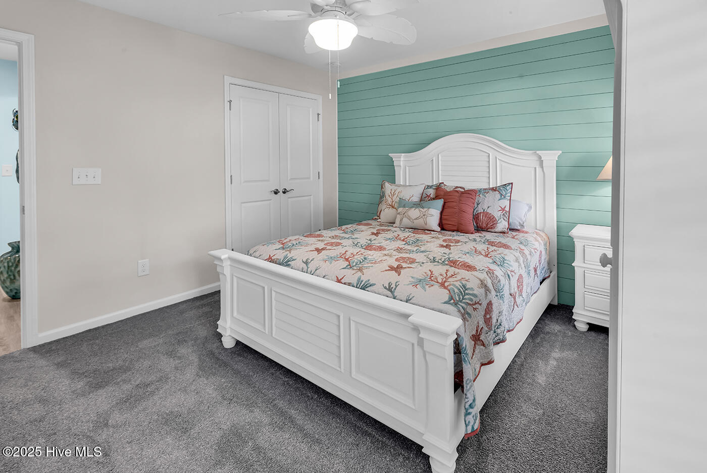 100539654 | Photo 23