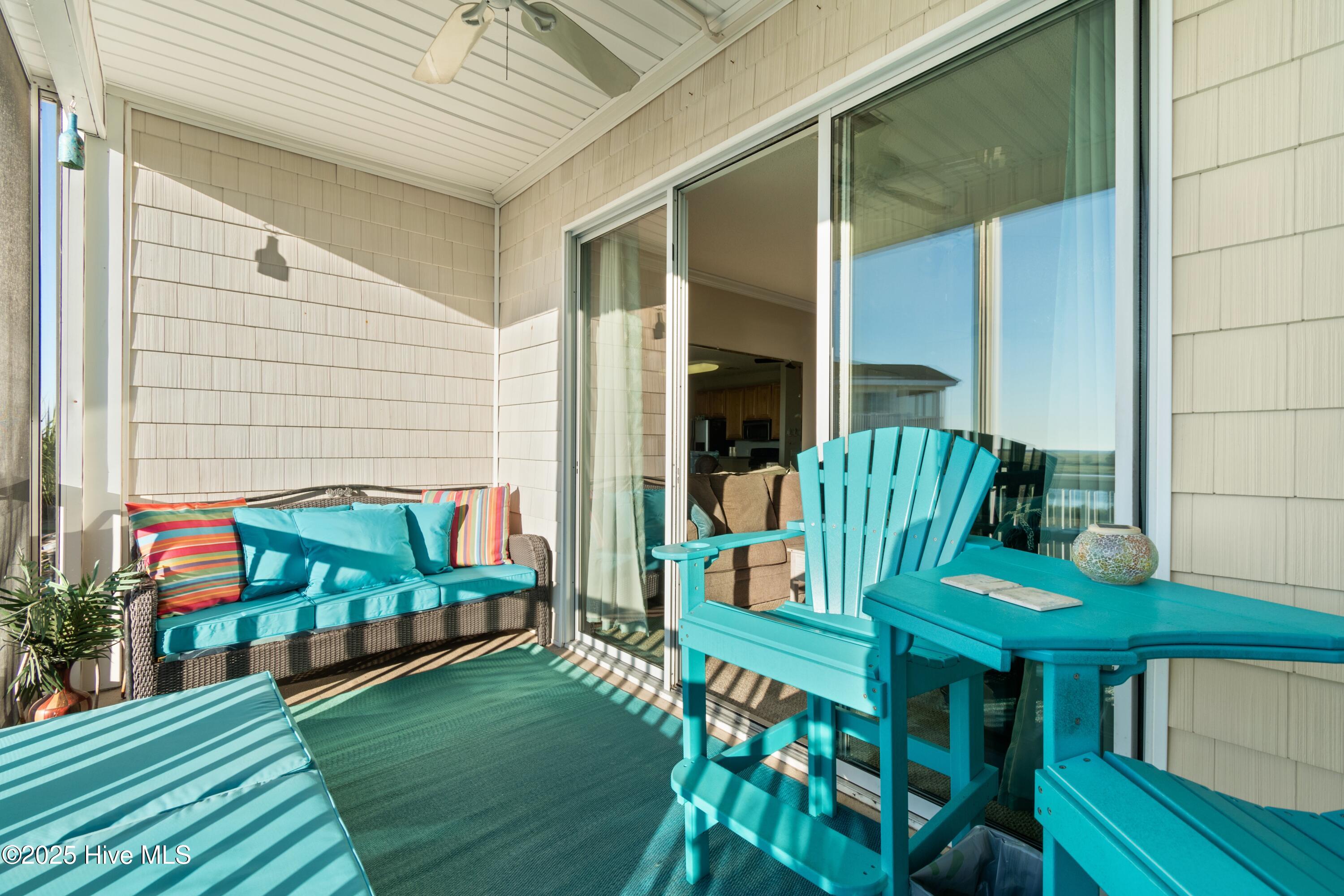 100536707 | Photo 31