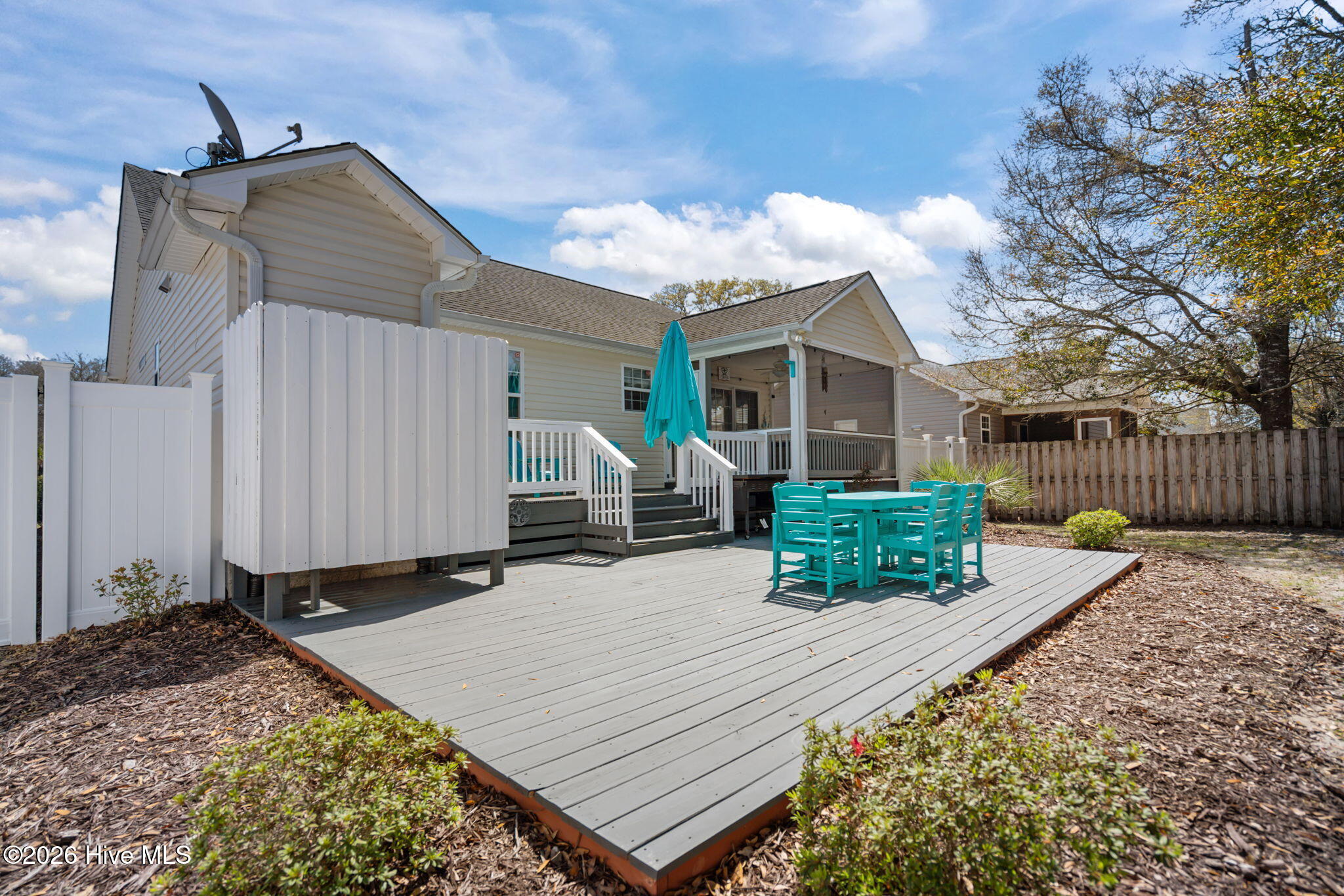 100564020 | Photo 35