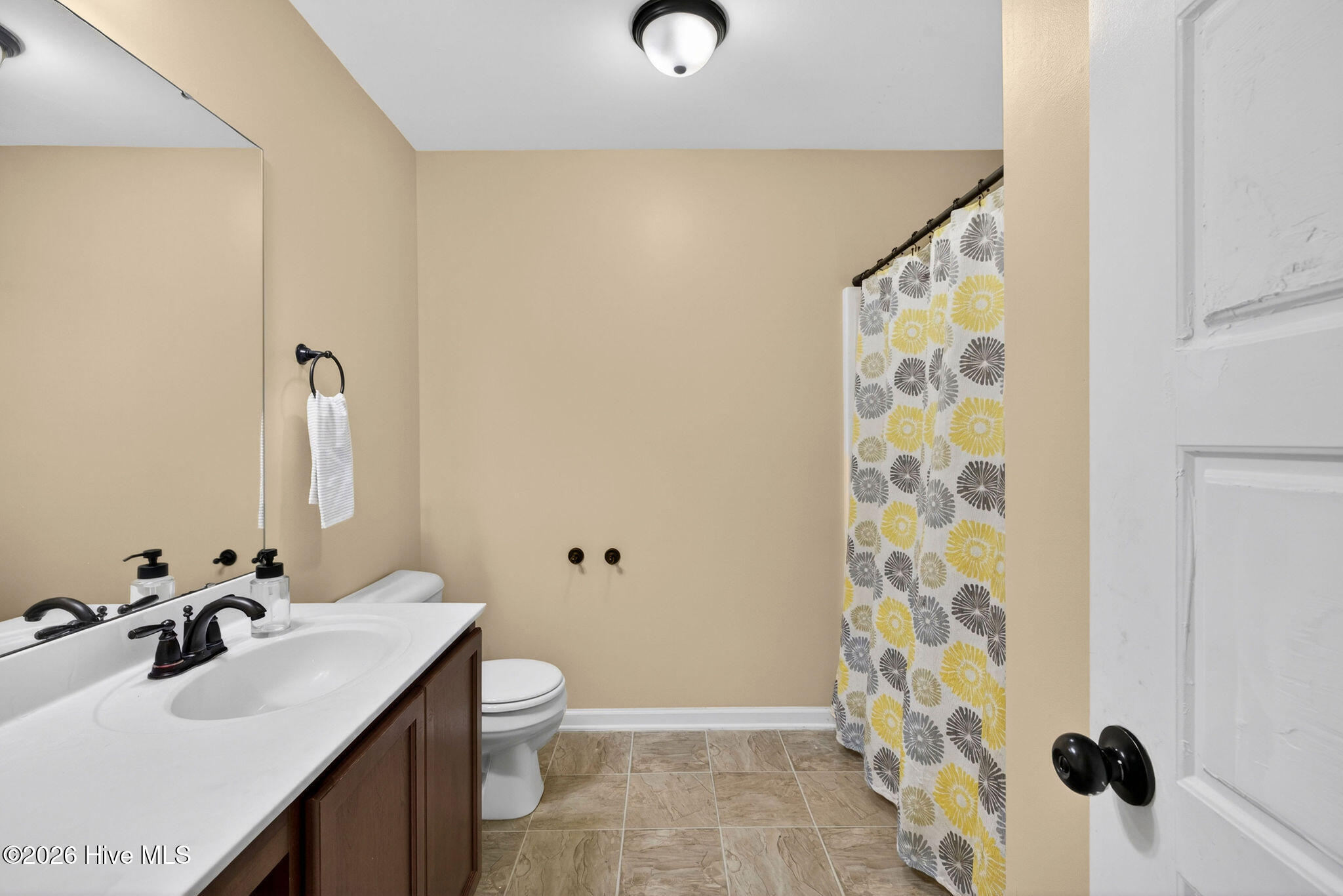 100568620 | Photo 32