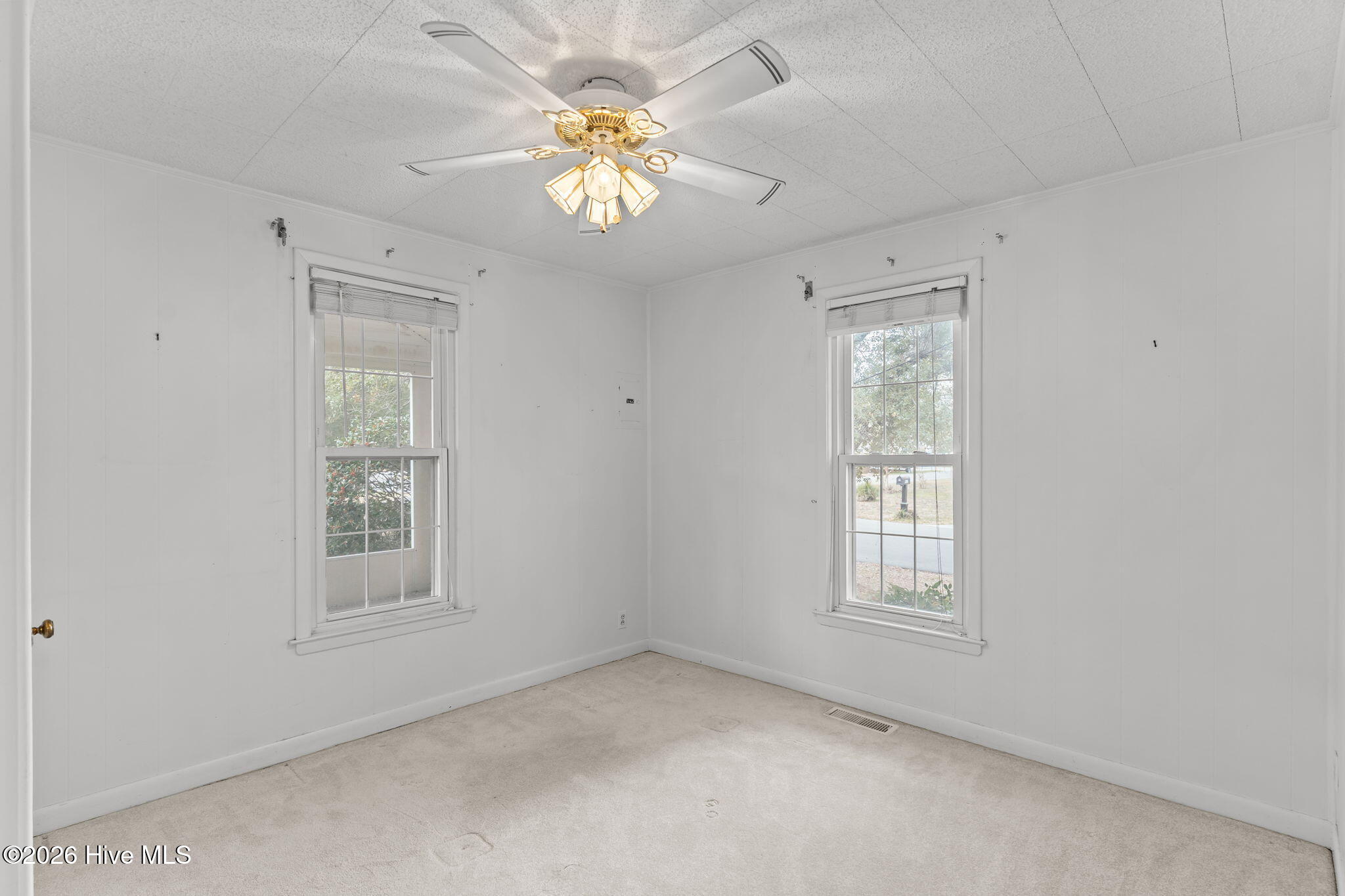 100549517 | Photo 24