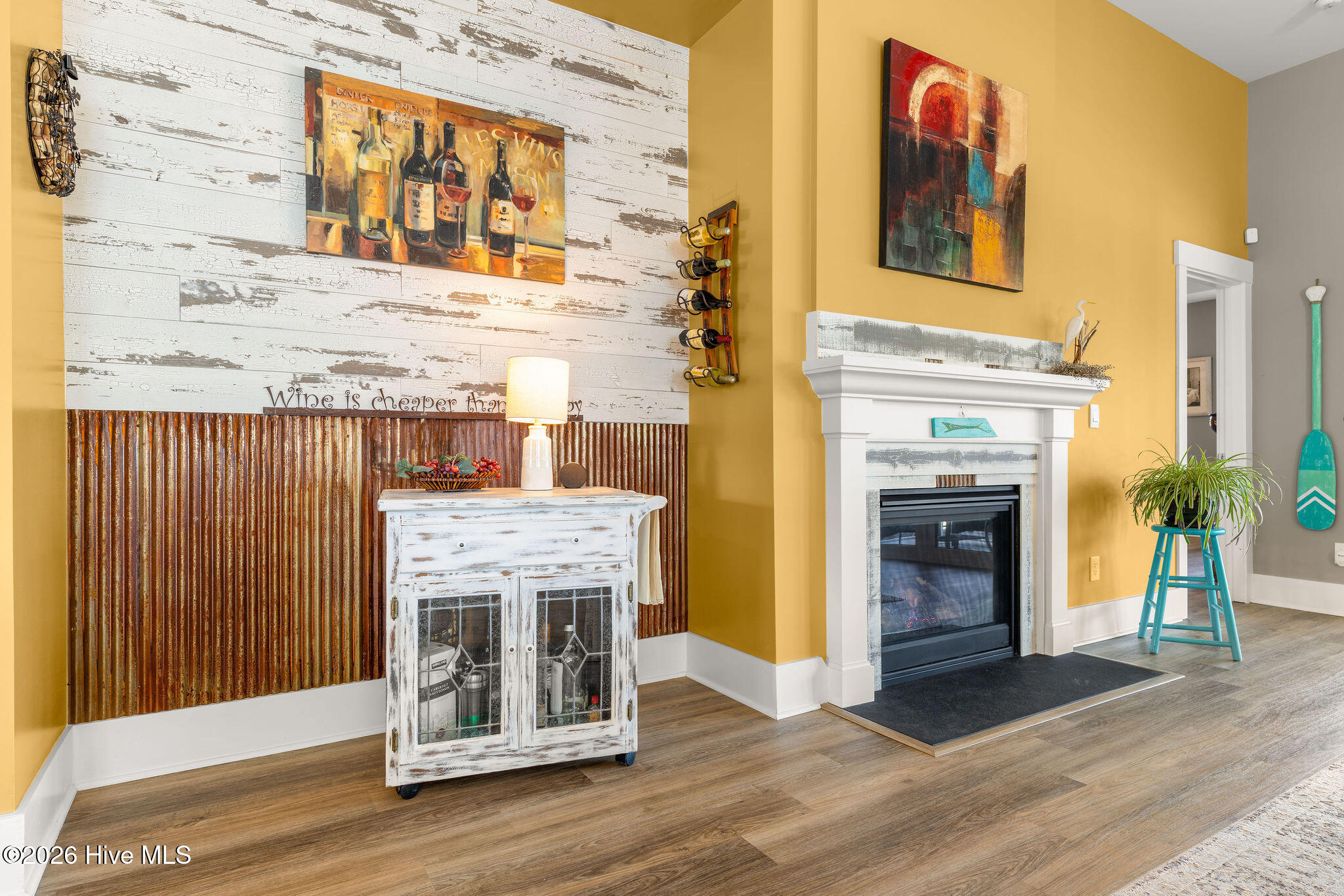 100554003 | Photo 17