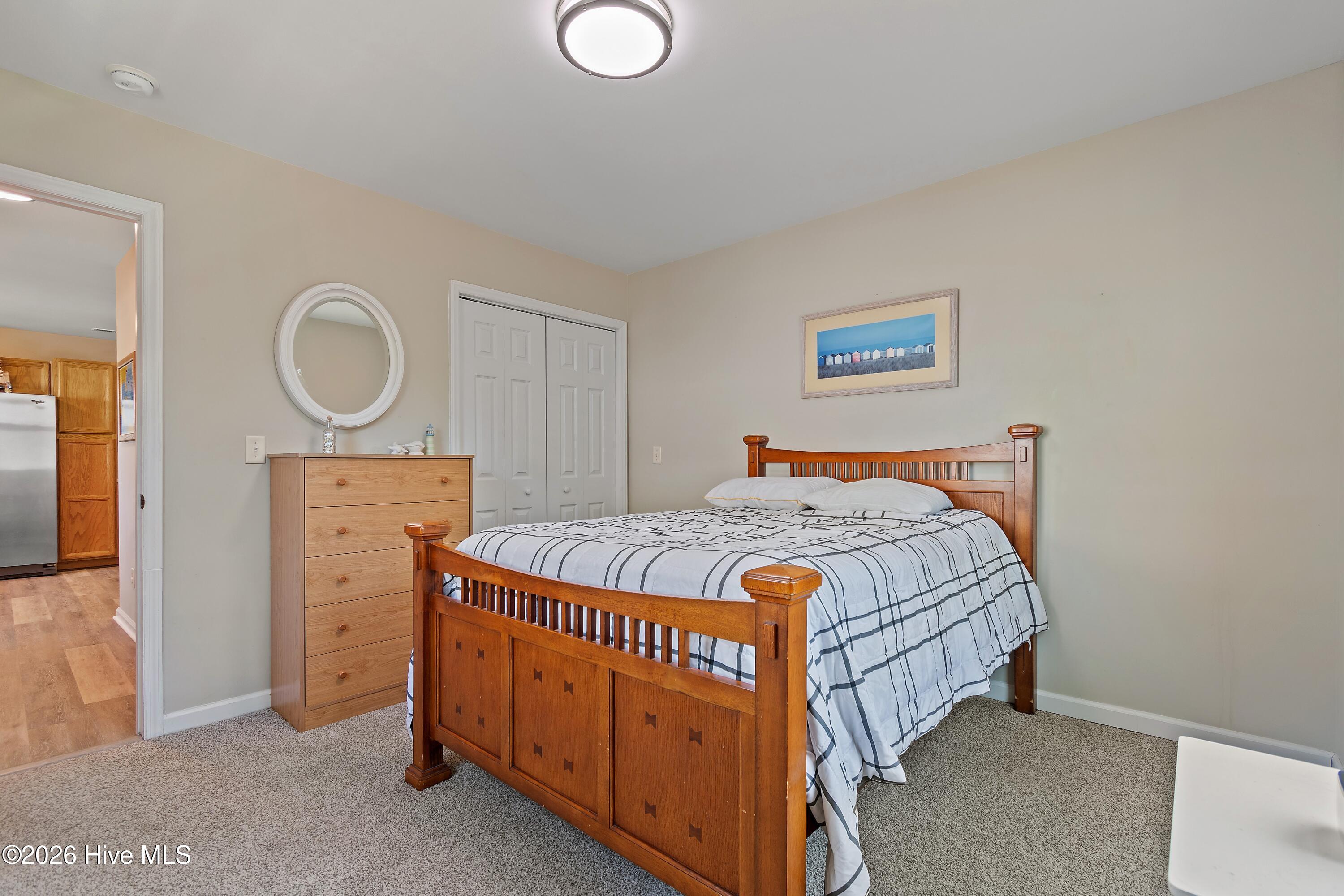 100569880 | Photo 17