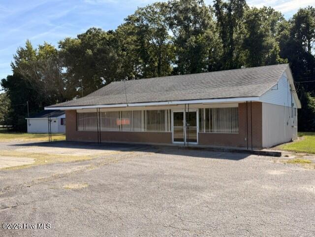 Exterior photo of 605 S Main Street # B, Winton, NC 27986. MLS: 100602303