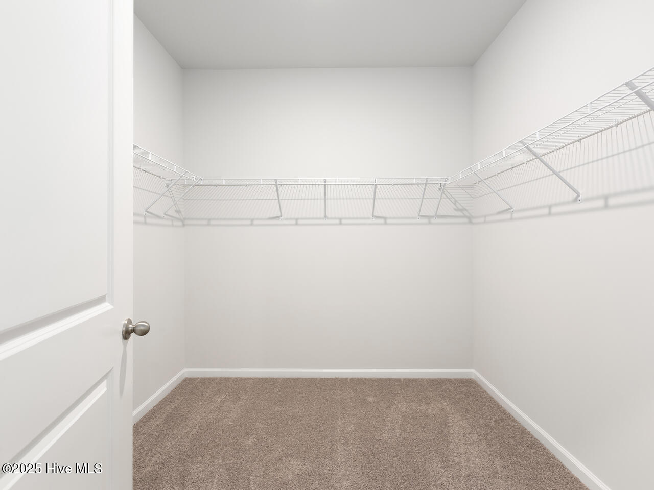 100547711 | Photo 22