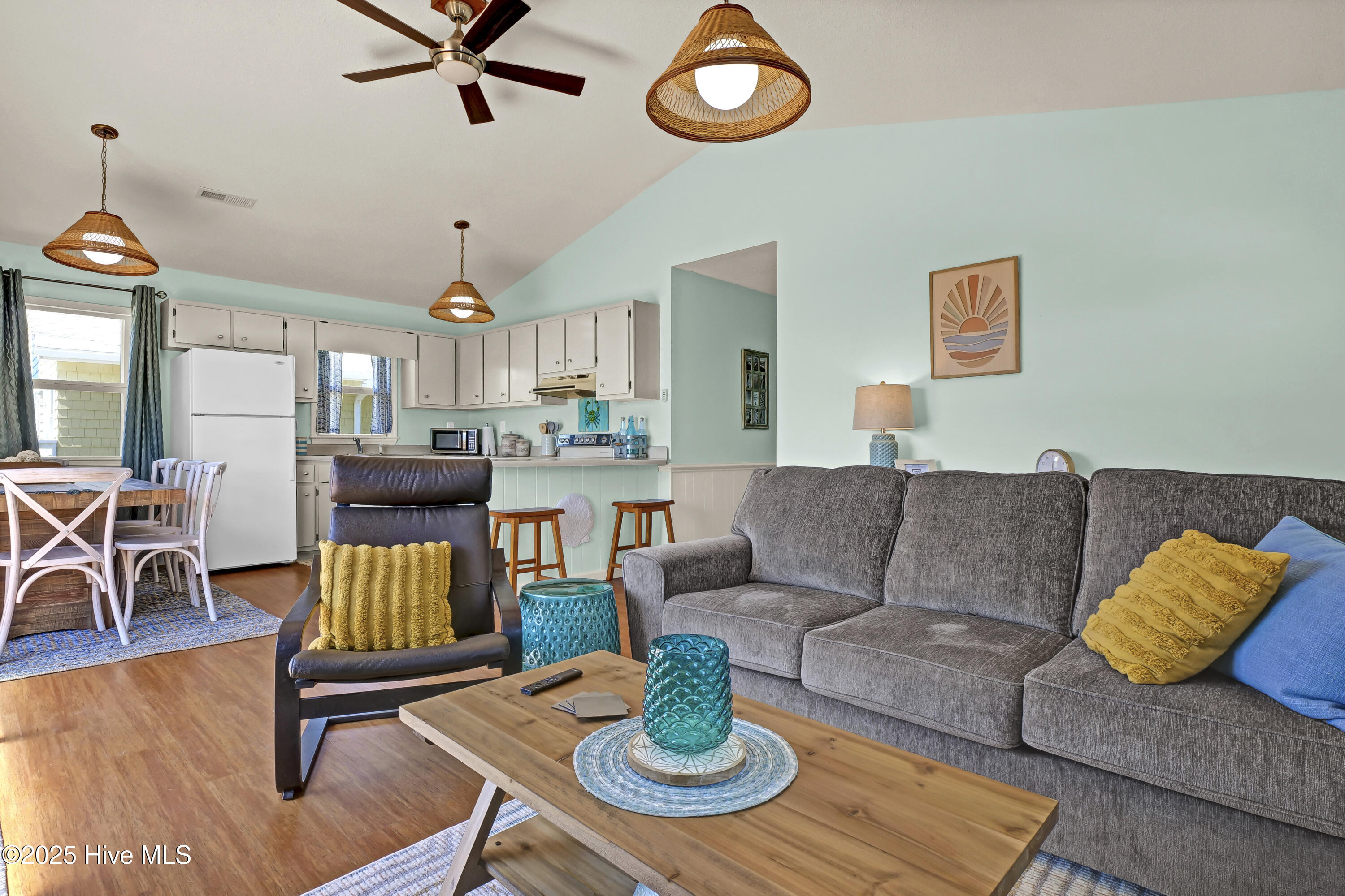 100524197 | Photo 22