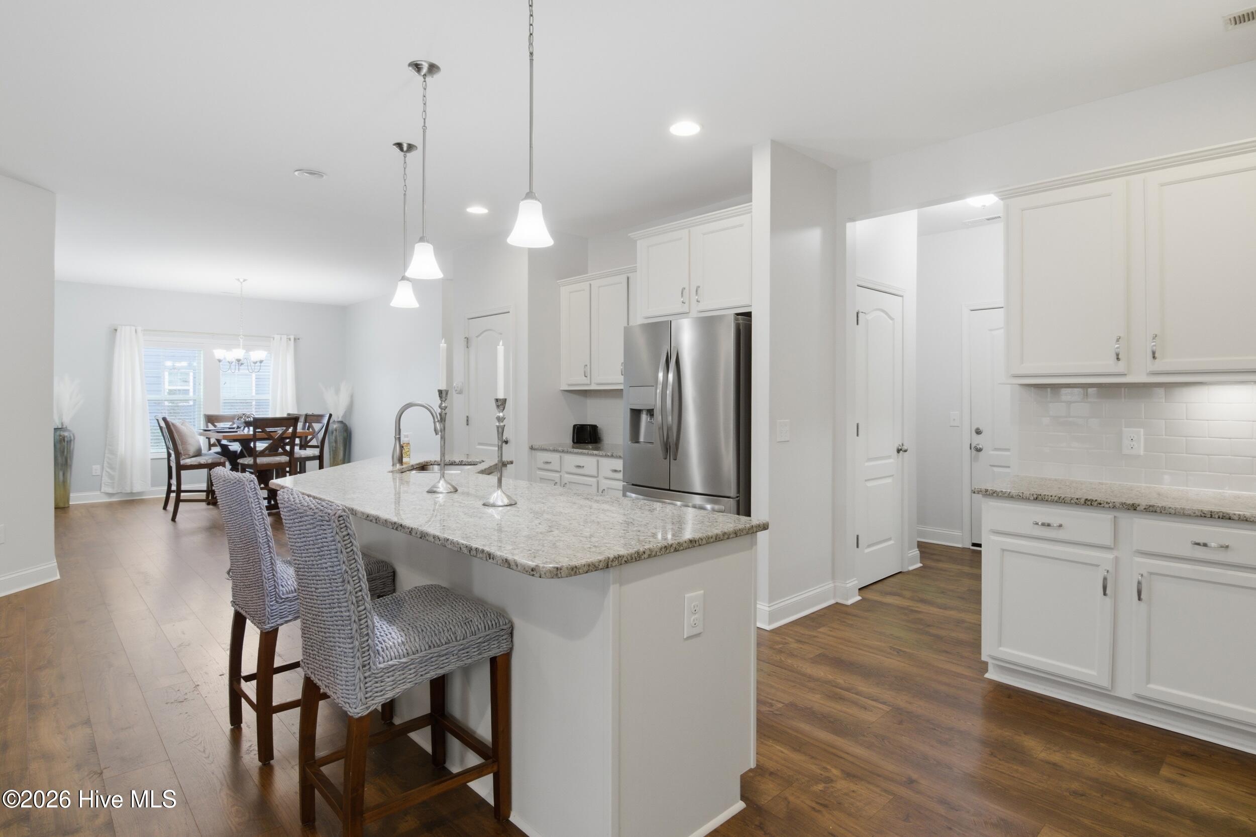 100556252 | Photo 15