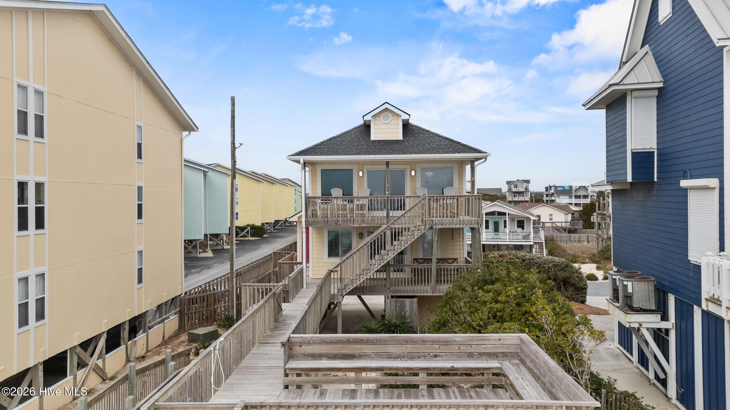 100558134 | Photo 37