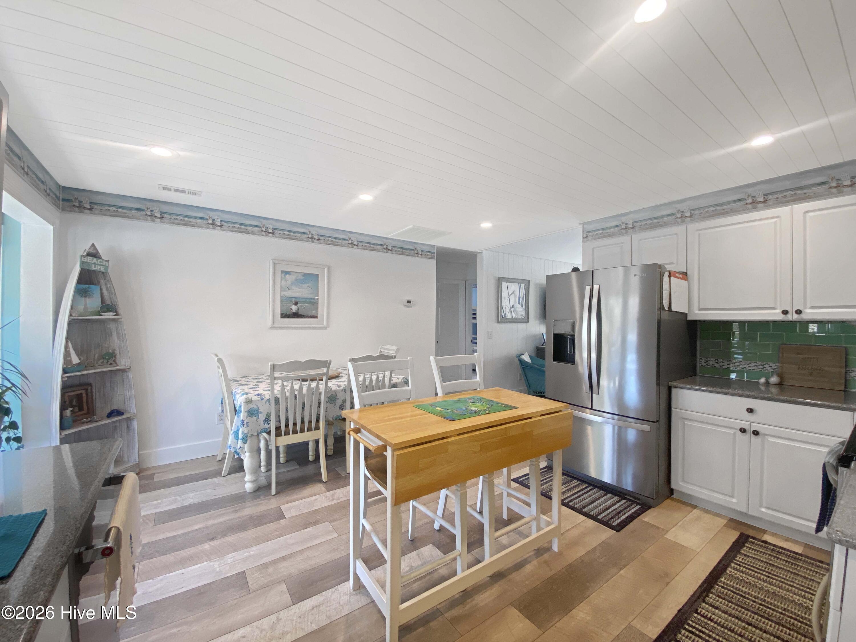 100557408 | Photo 10