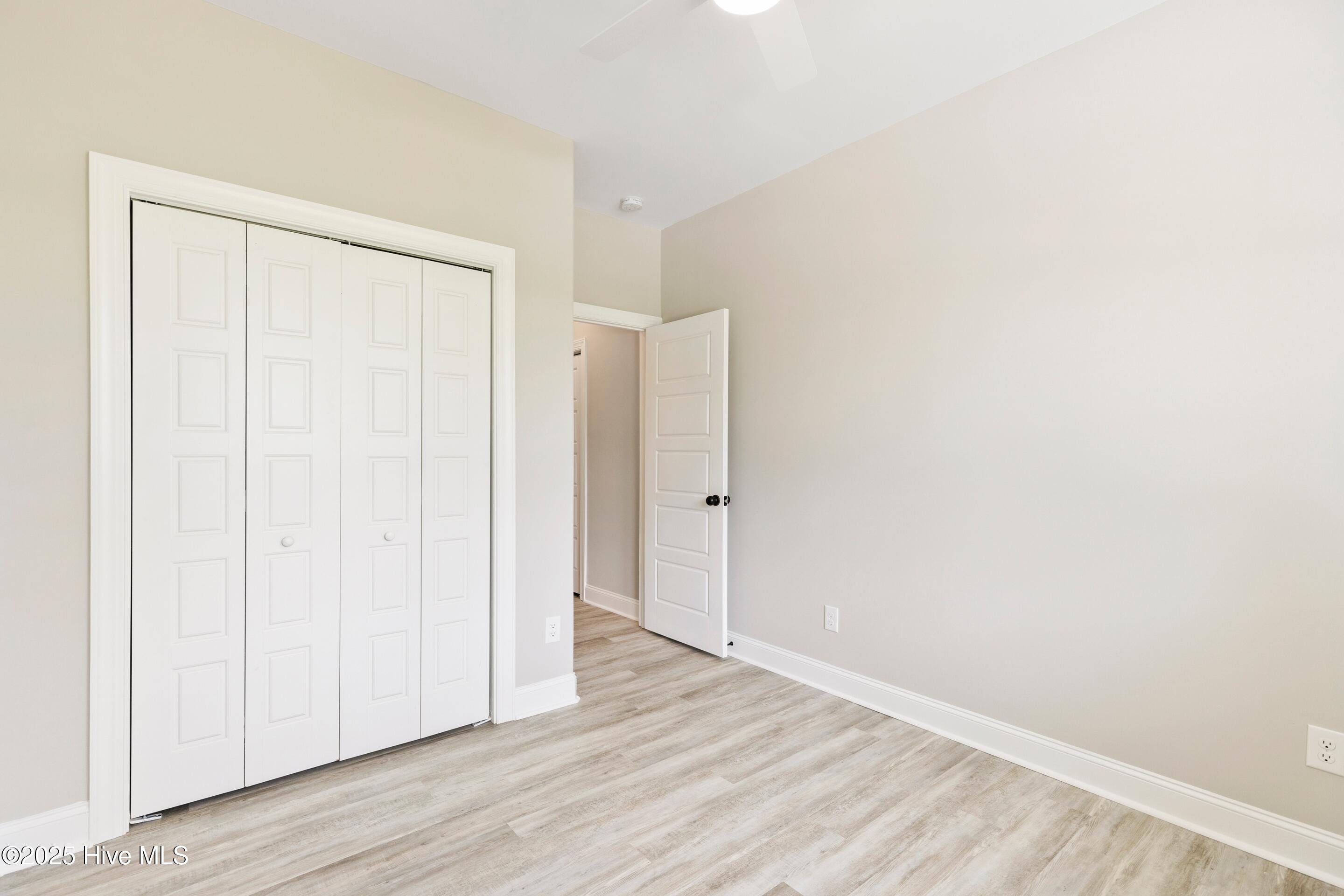 100524111 | Photo 39