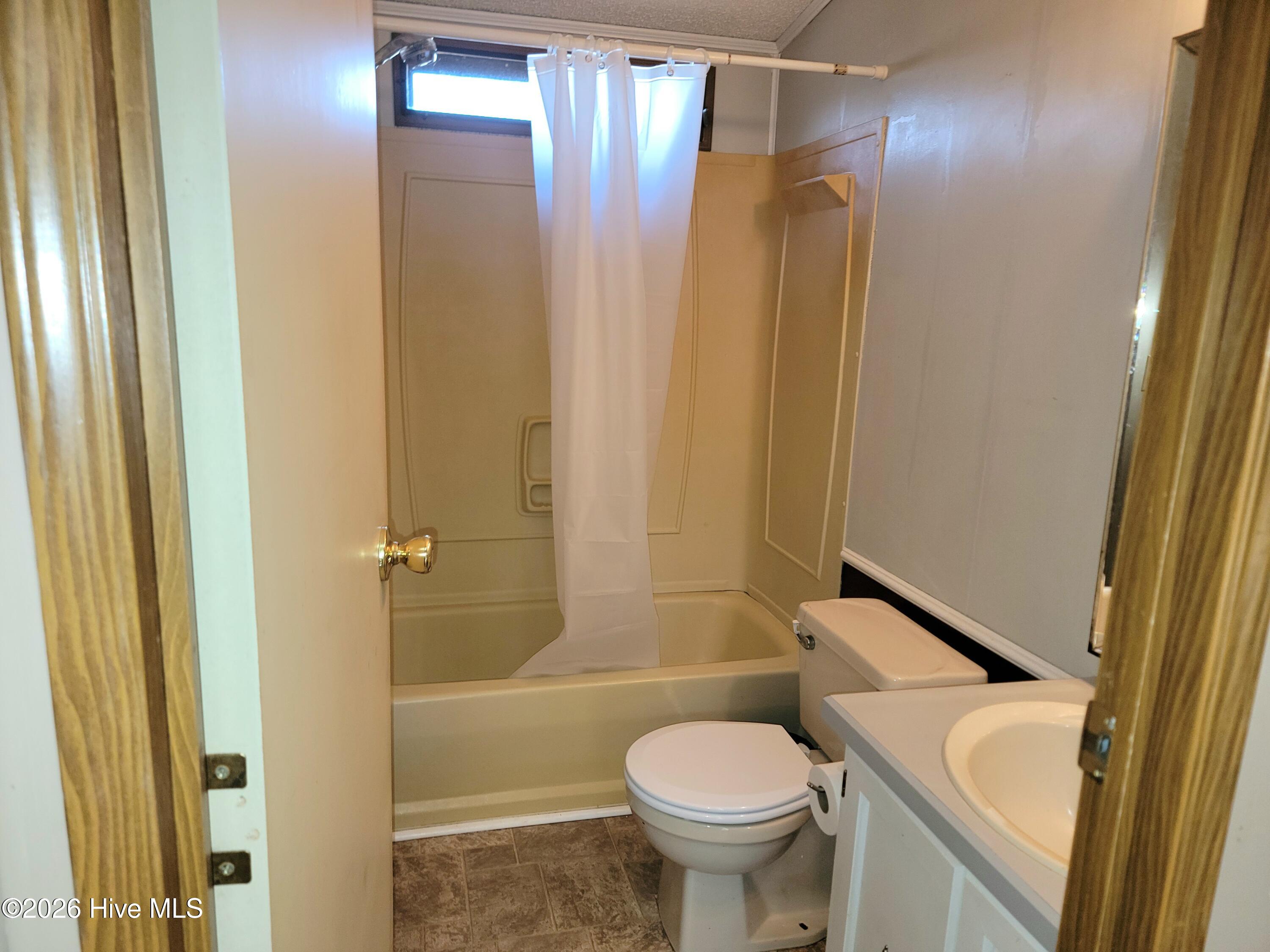 100551127 | Photo 29