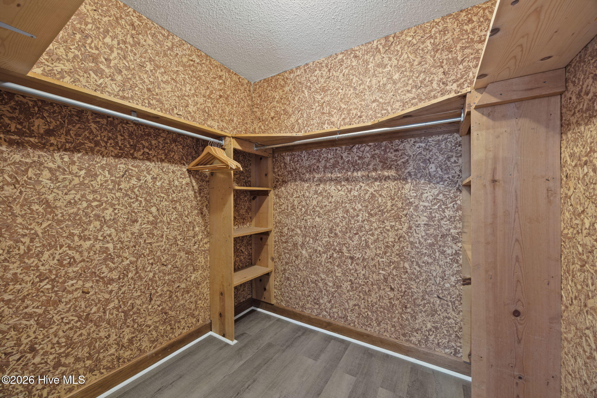 2882 Ivy Road, Greenville, NC, 27858