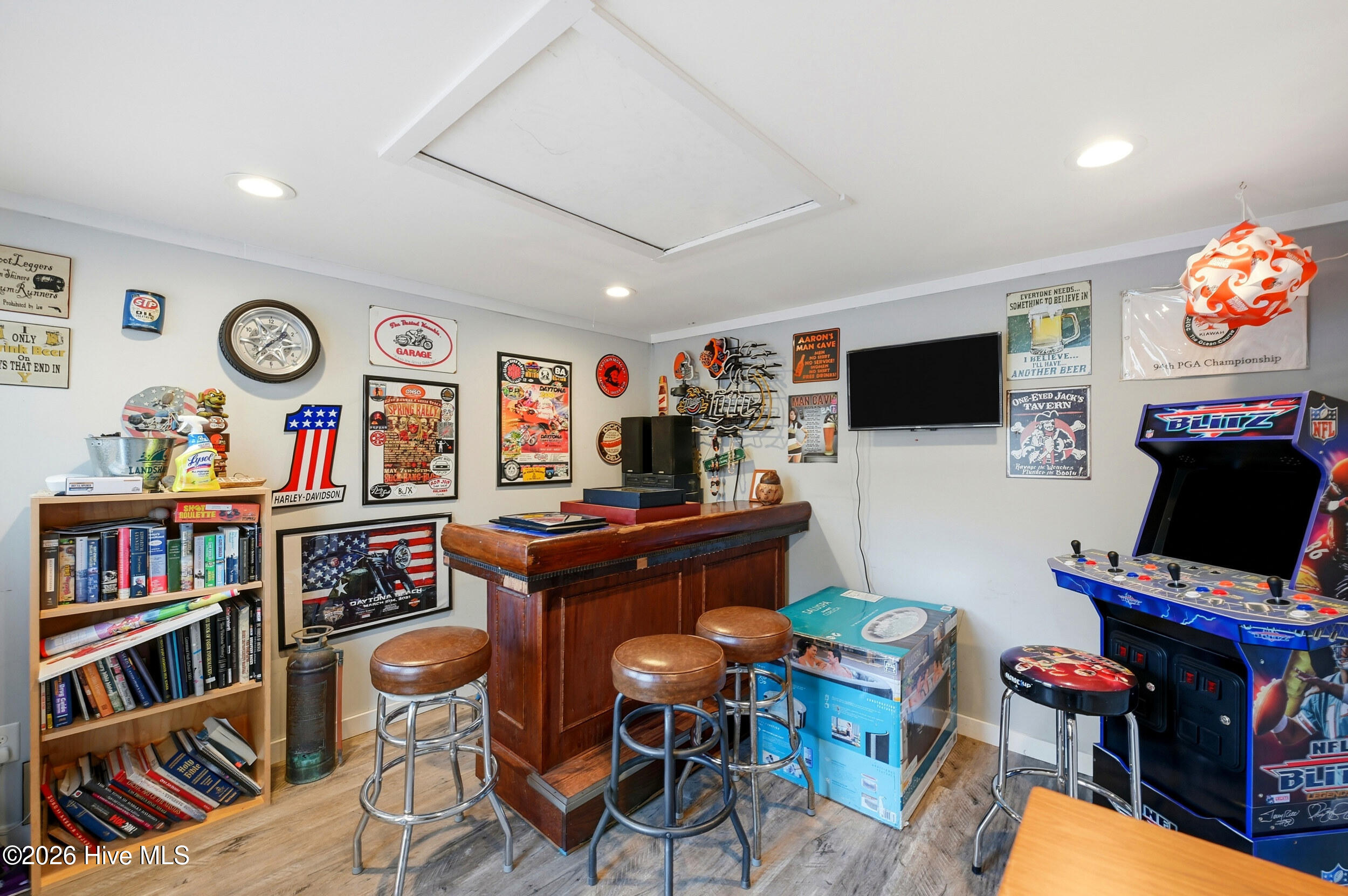 100551397 | Photo 27