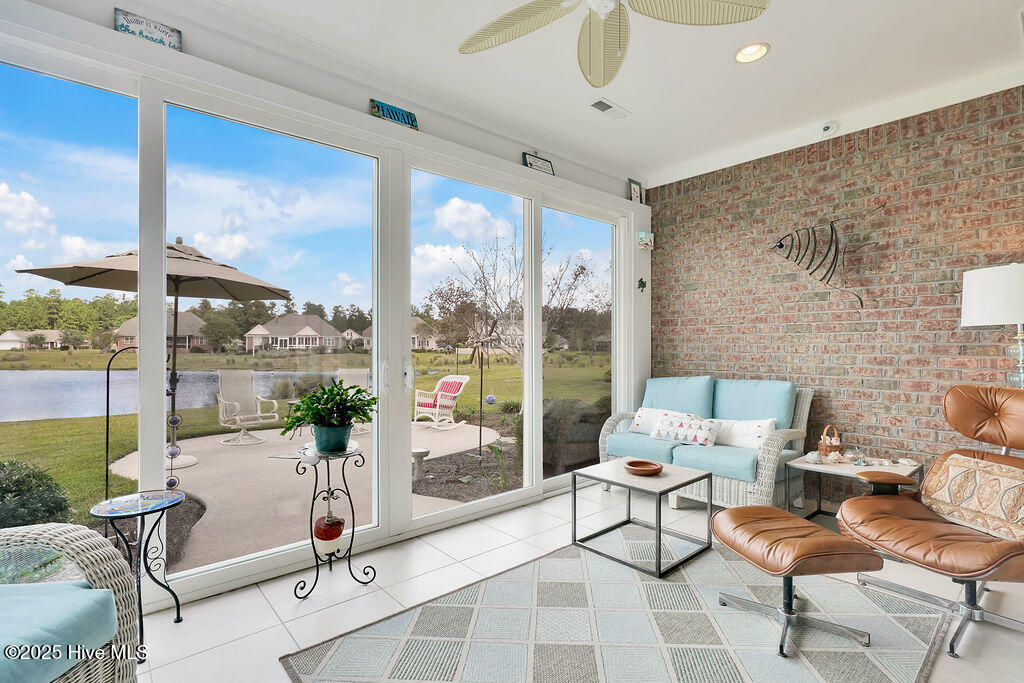 100534763 | Photo 39