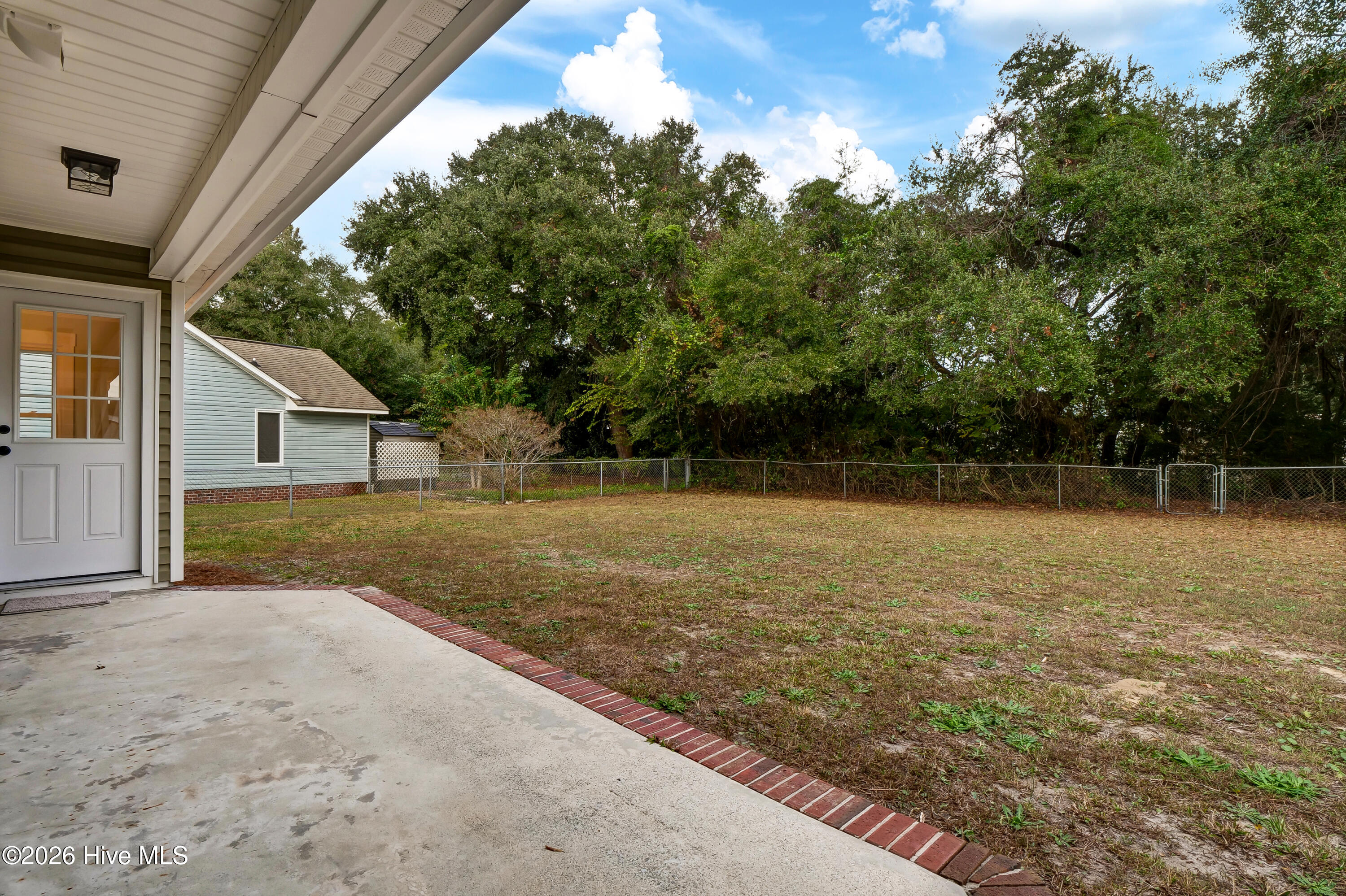 100559000 | Photo 35