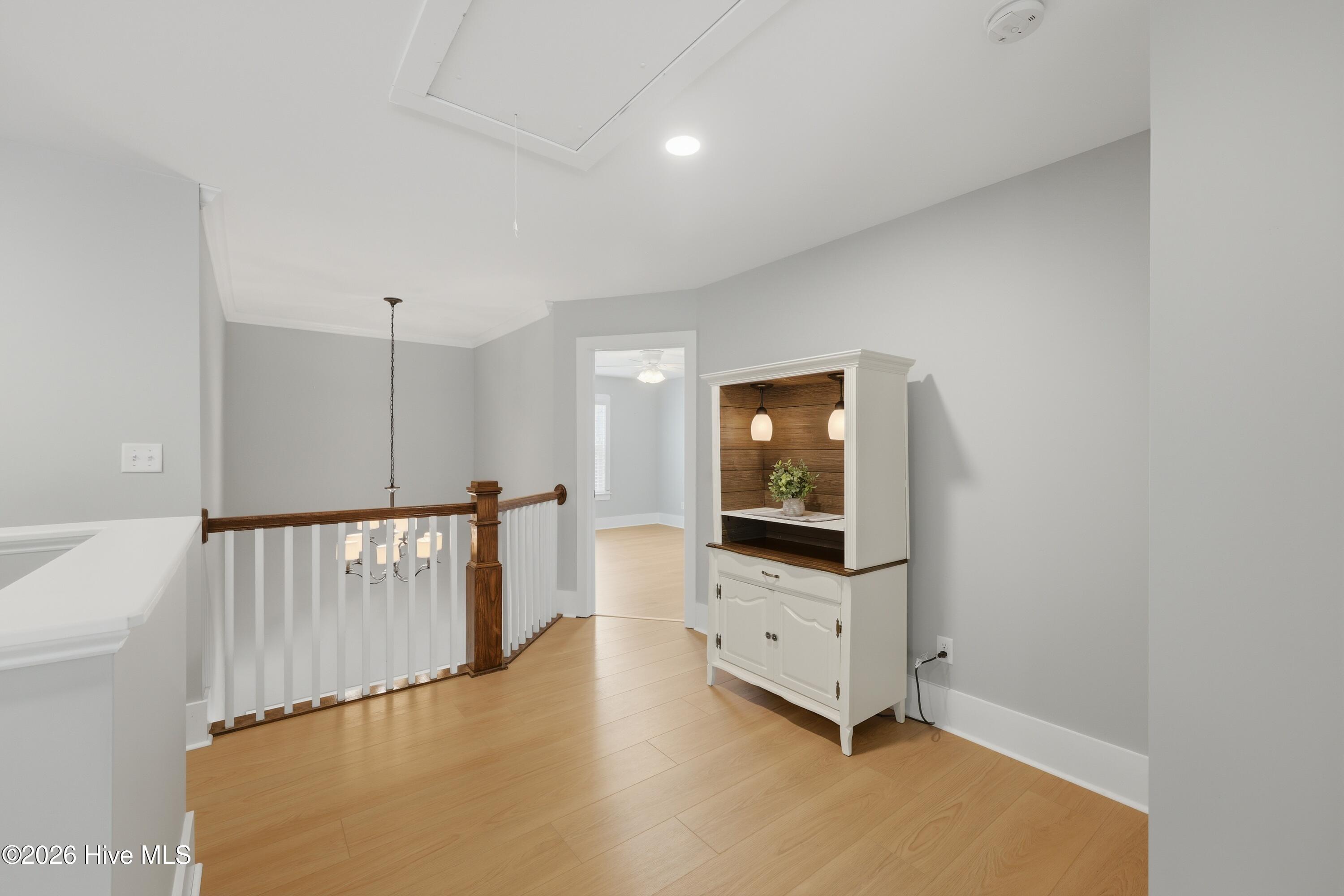 100569472 | Photo 39