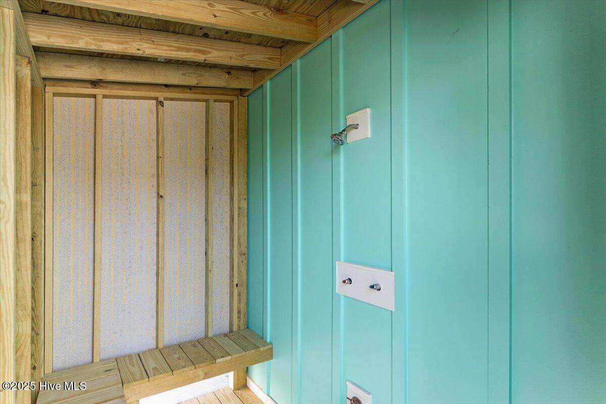 100500774 | Photo 42